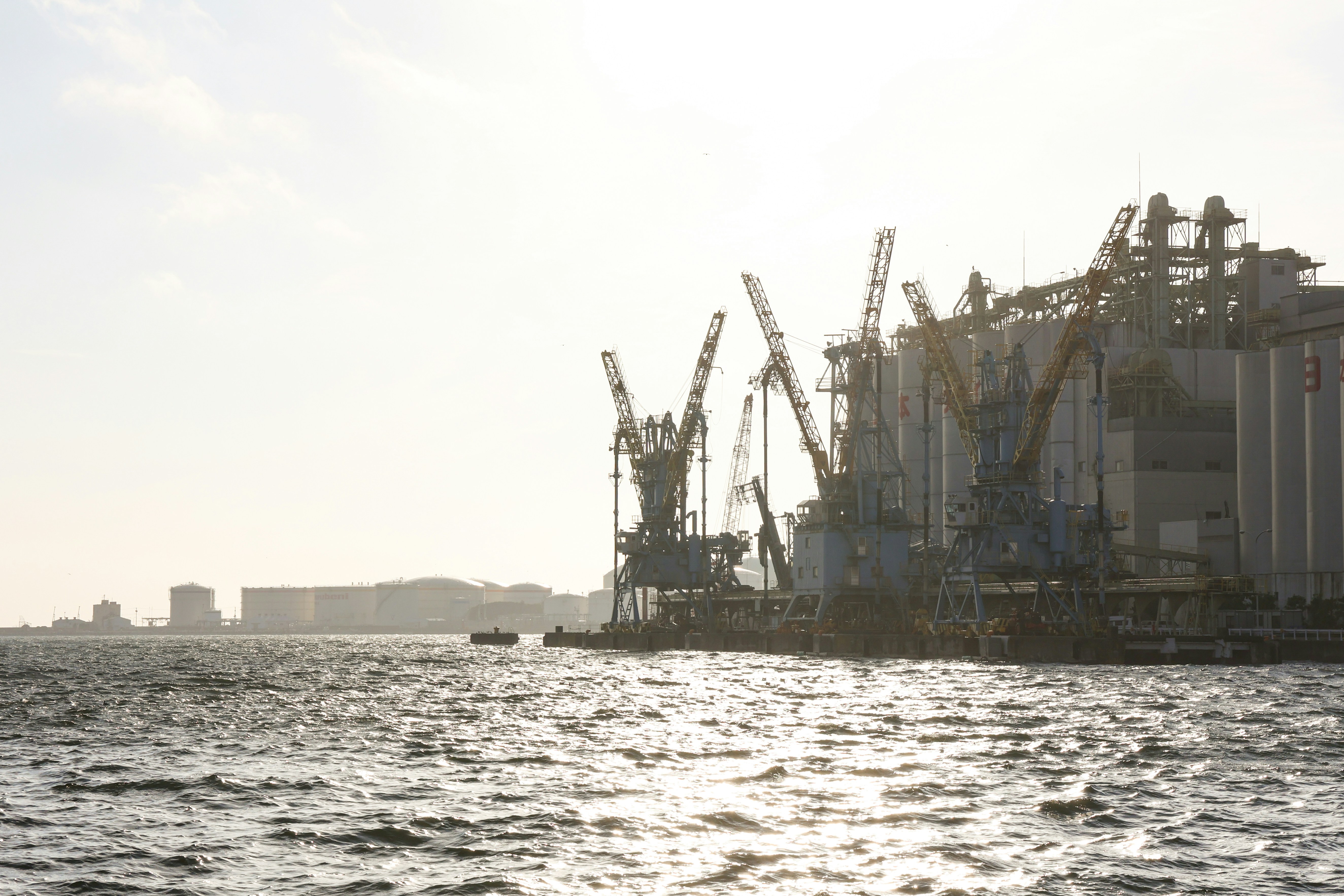 Photo by nananafuzimi