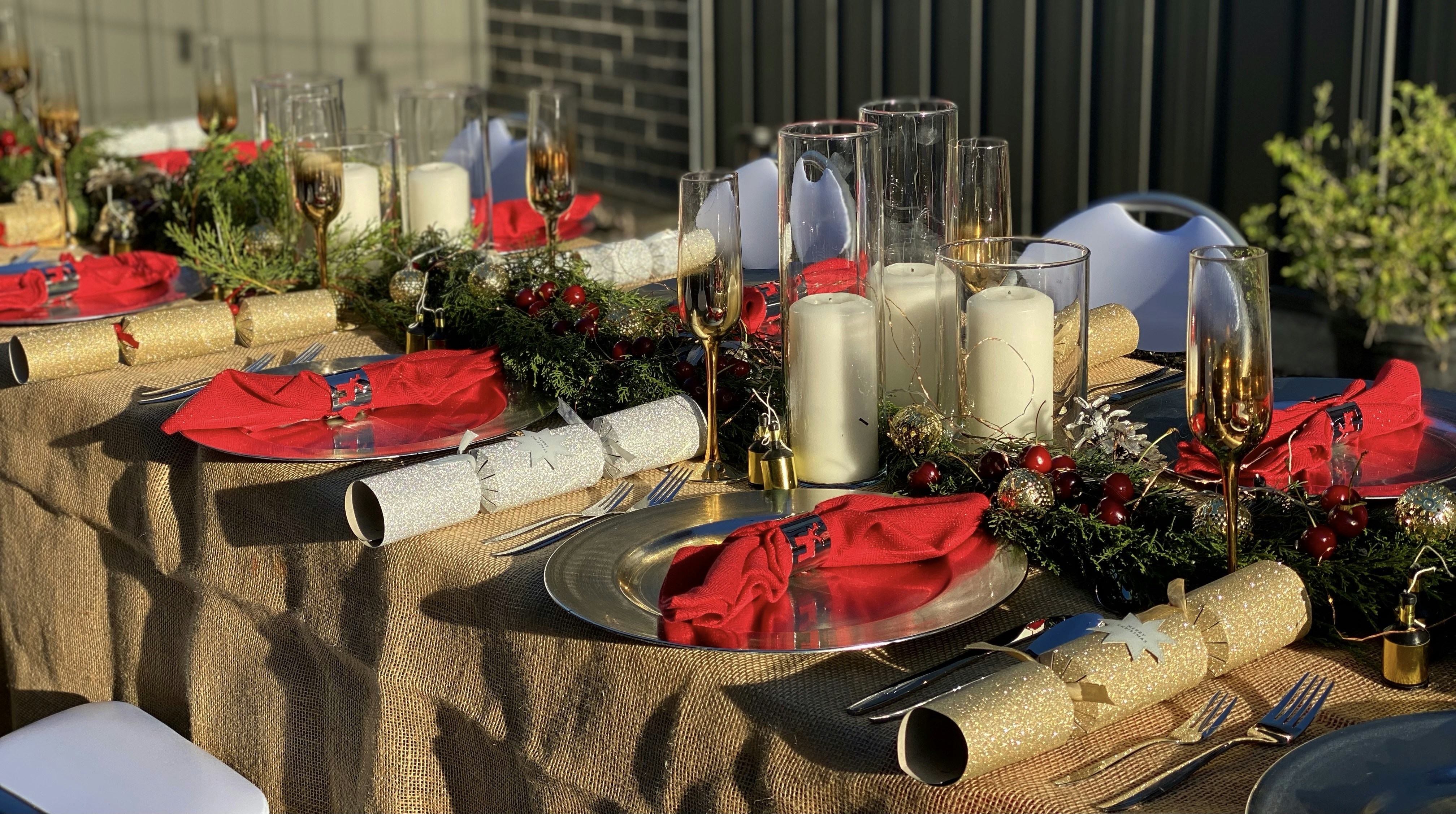 christmas craft table, wallpaper, DIY Christmas Crafts: Easy and Creative Holiday Ideas 3