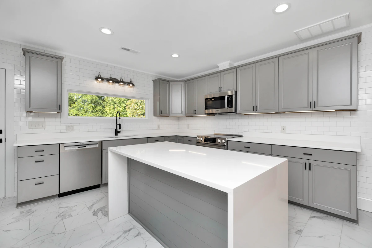 Central Florida kitchen with appliances serviced by Upfix