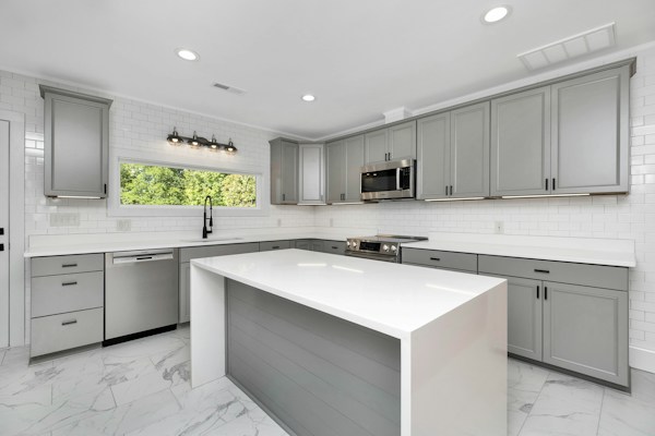 Cabinet Finishing