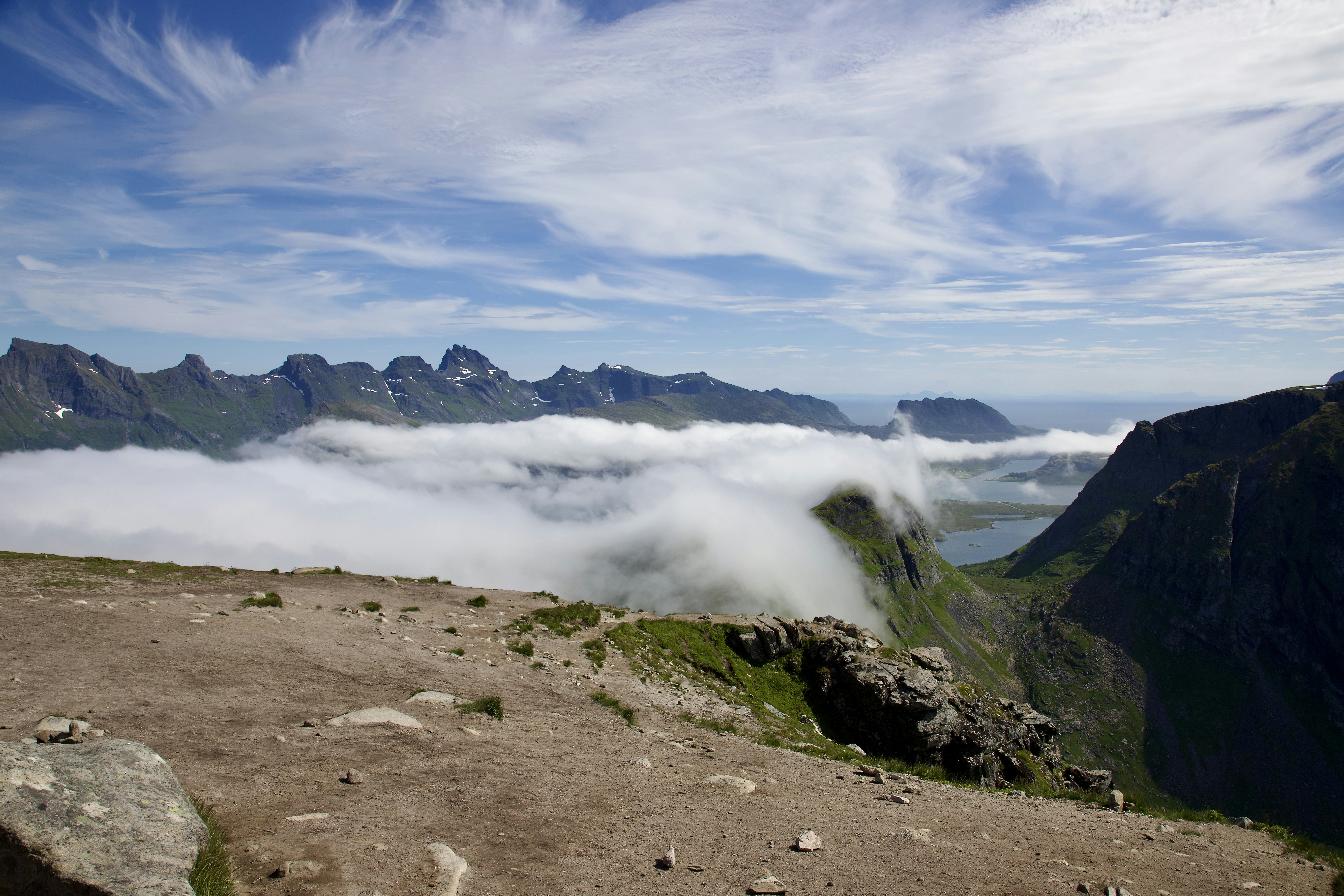 Photo by stockbirken