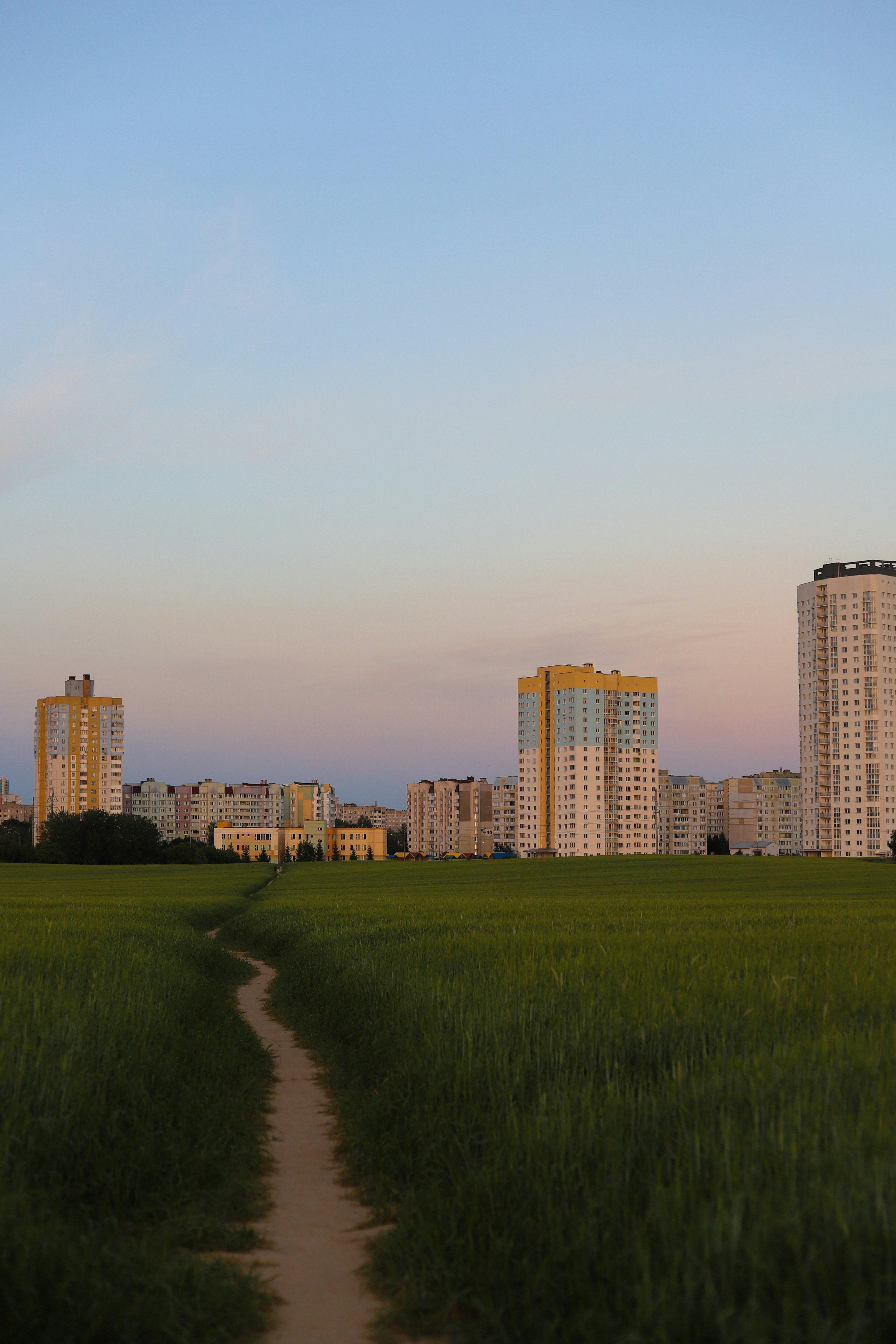 Containers in Overgaard, AZ