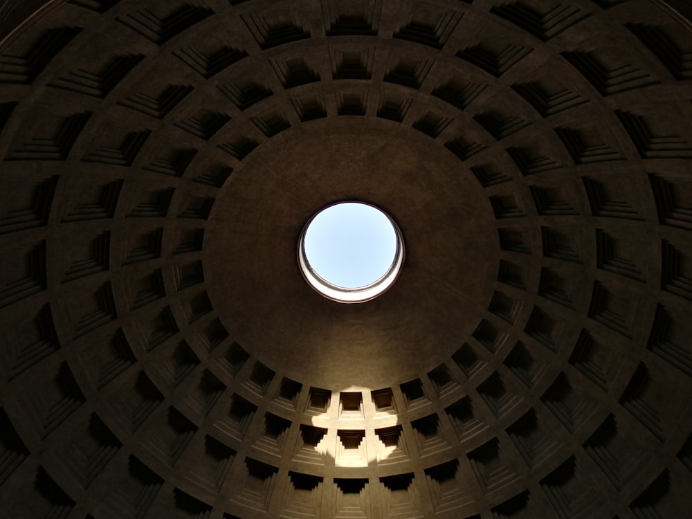 a circular ceiling with a light