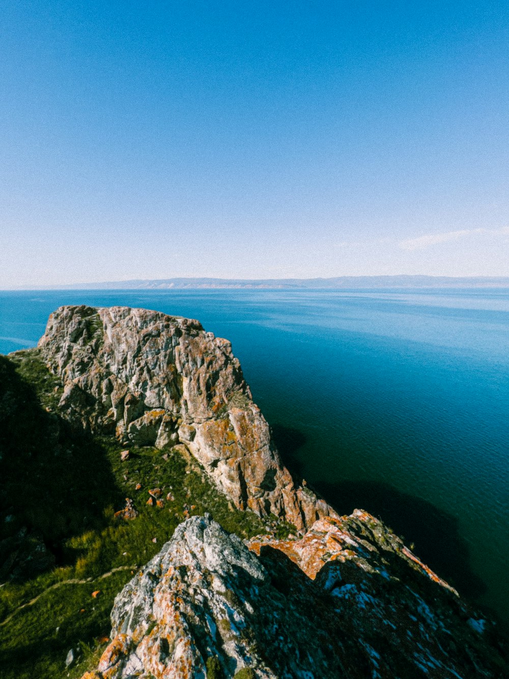 a cliff overlooking the ocean