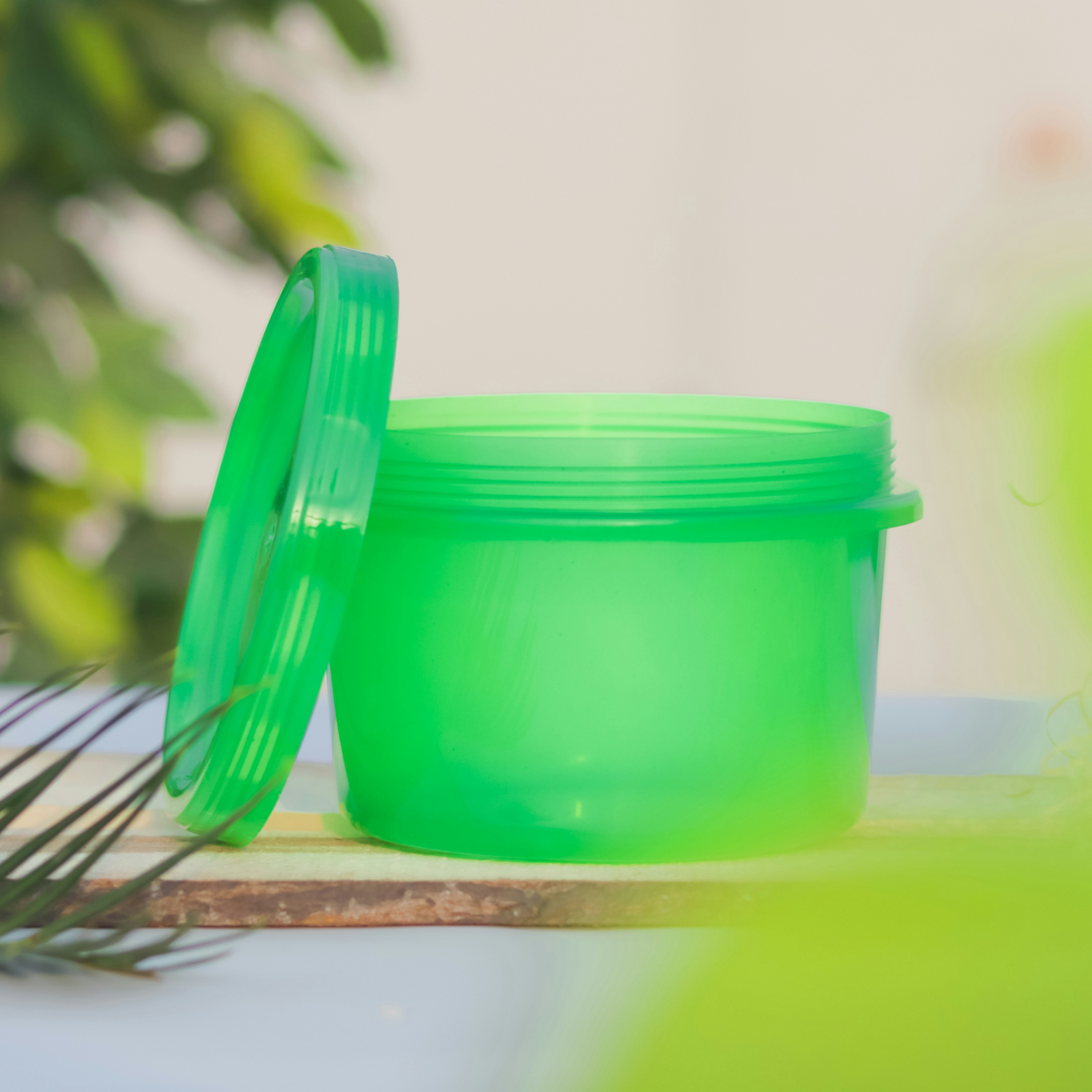 10 Stain Removal Tips for Food Storage Containers