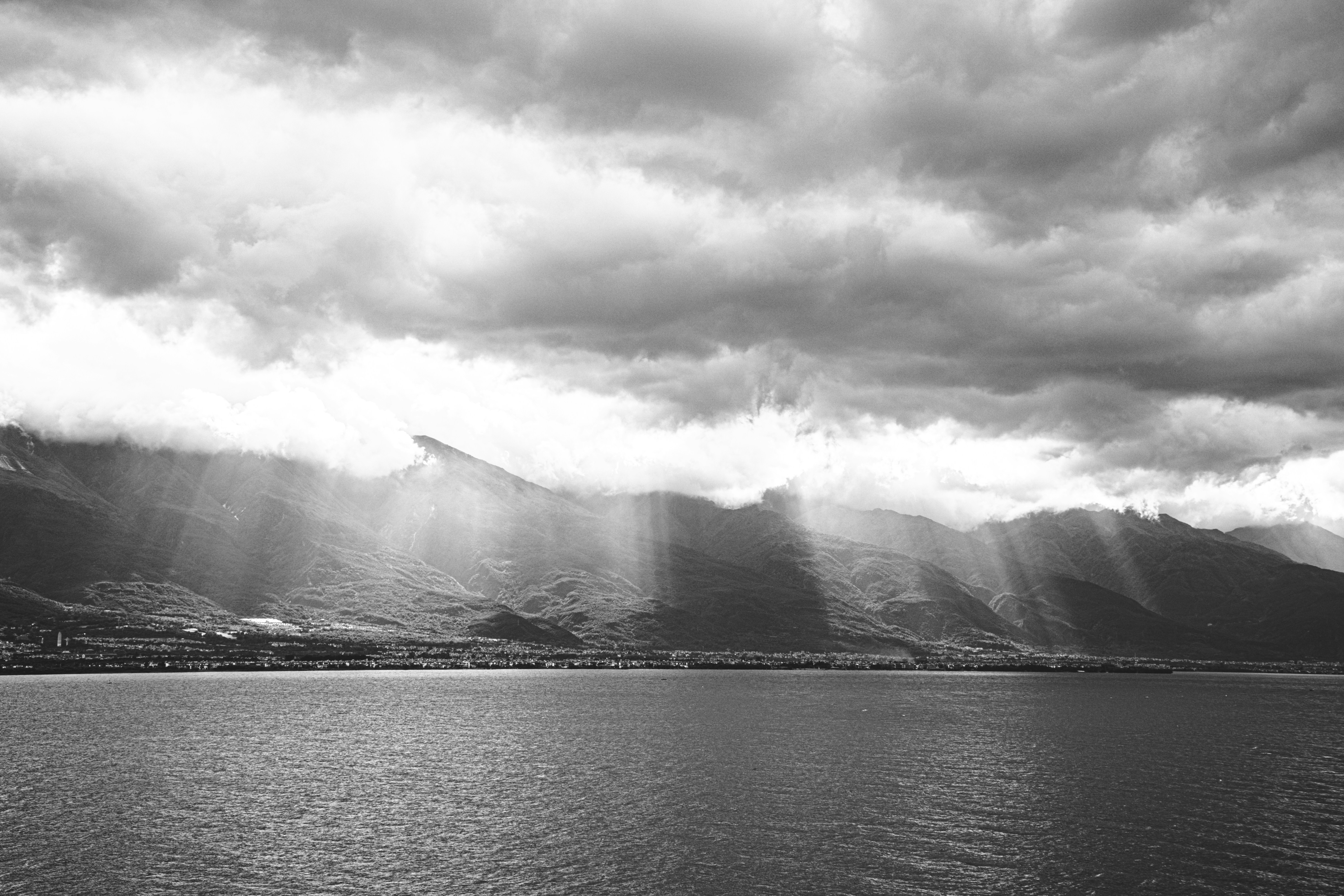 Mountain emotion waves