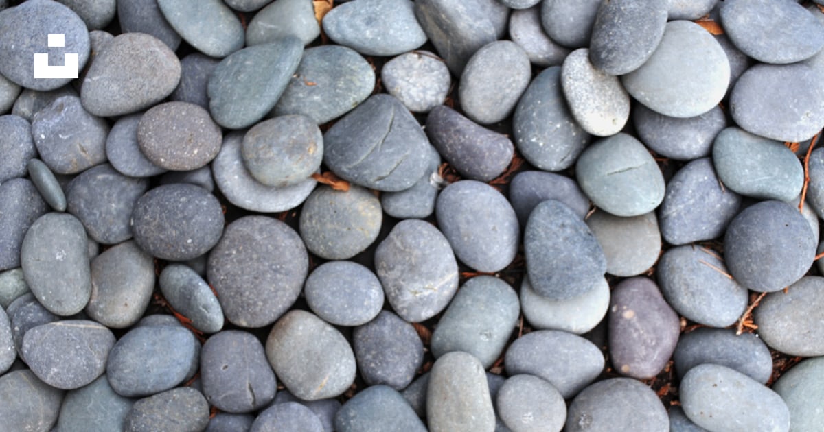 A group of rocks photo – Free Cle elum lake Image on Unsplash