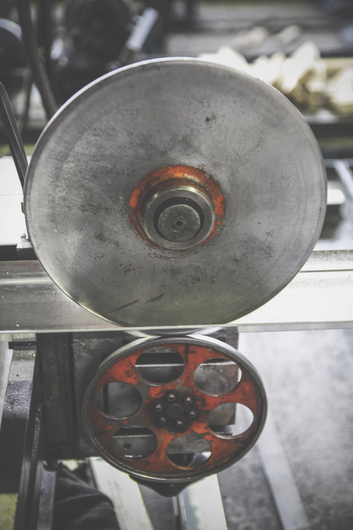 Metallurgical cut-off wheel