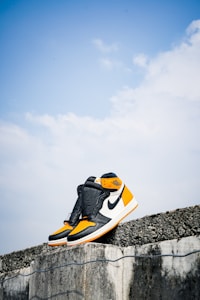 Sportliche Laufschuhe
