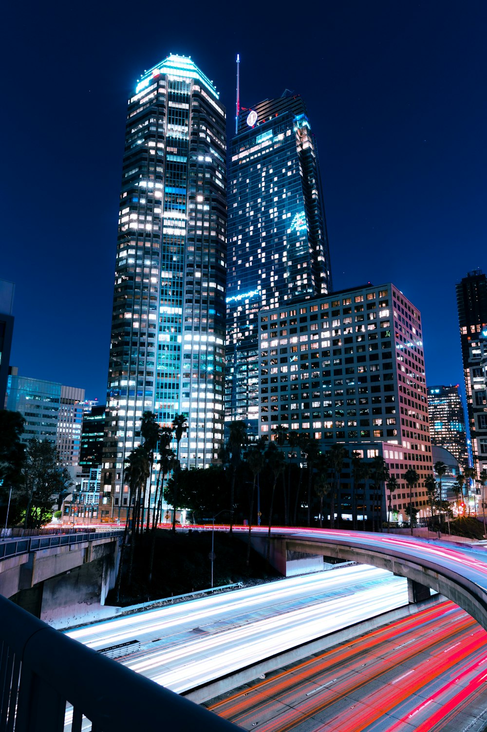 a city skyline at night