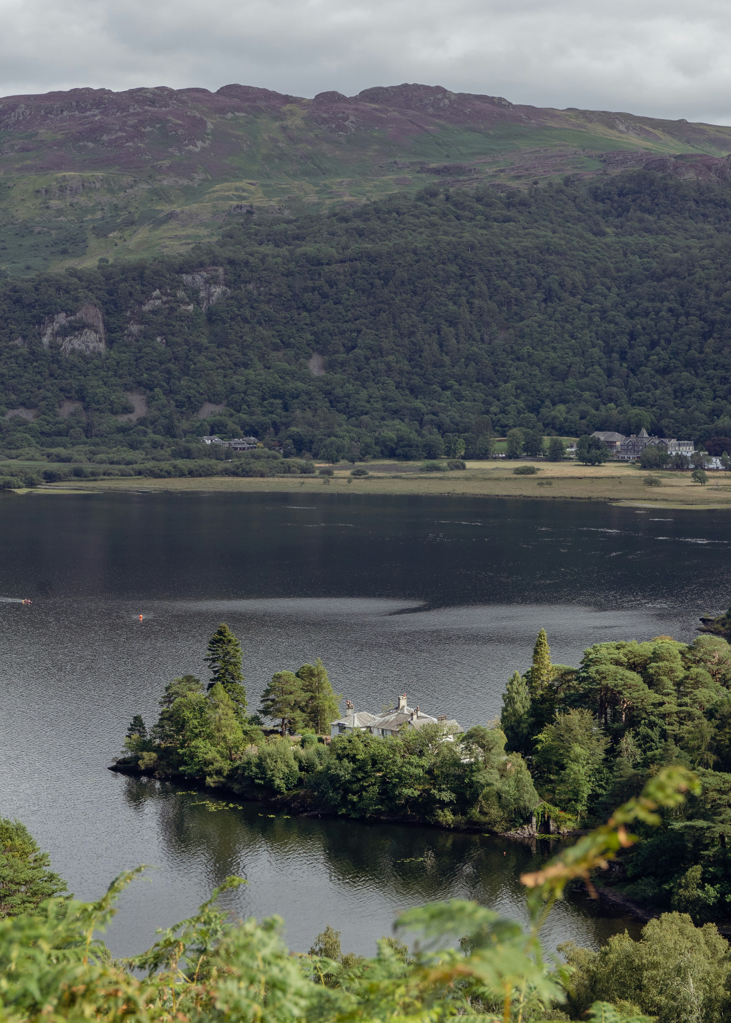 Photo by benjaminelliott