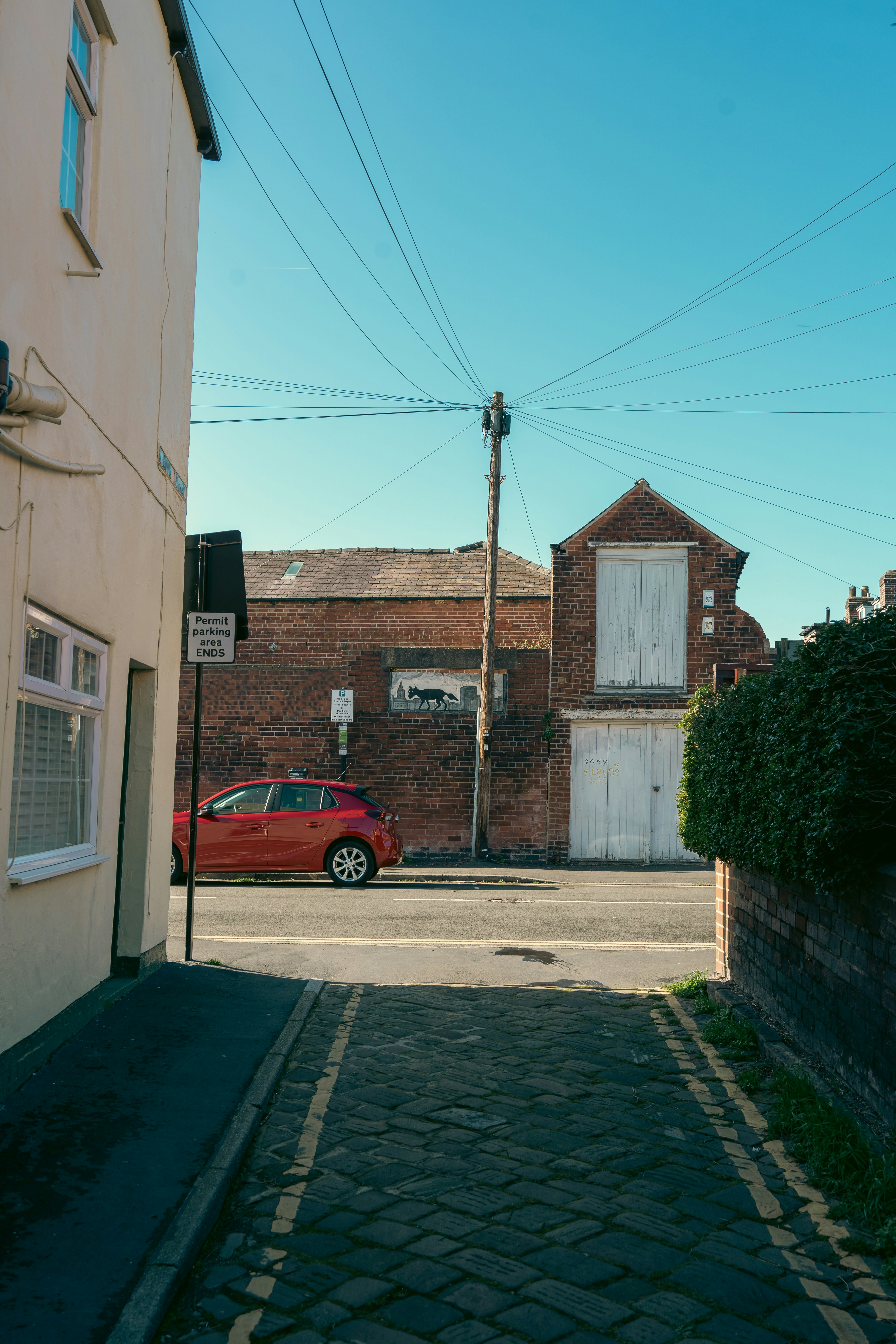 Photo by benjaminelliott