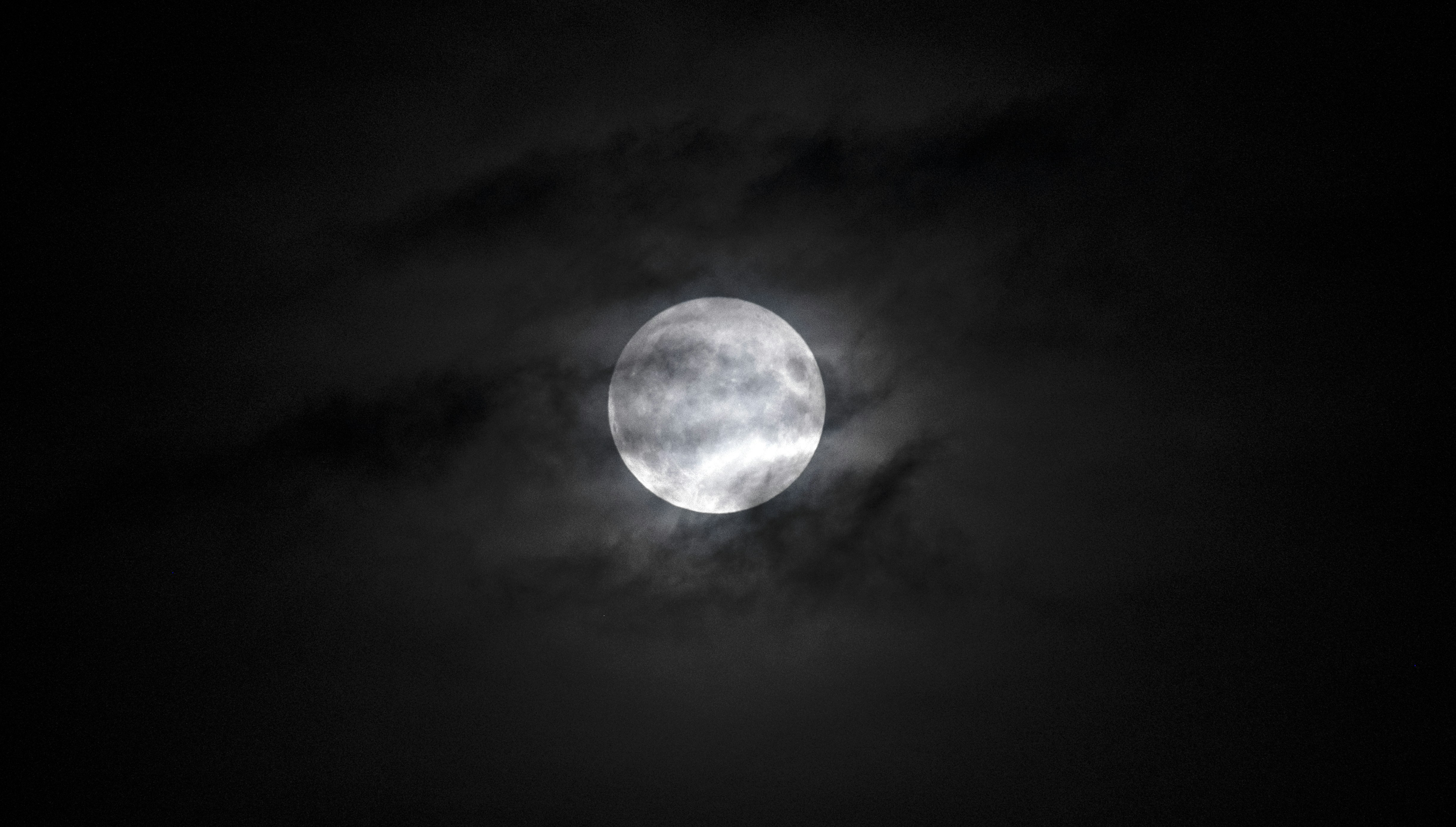 Photo by fredrikwandem