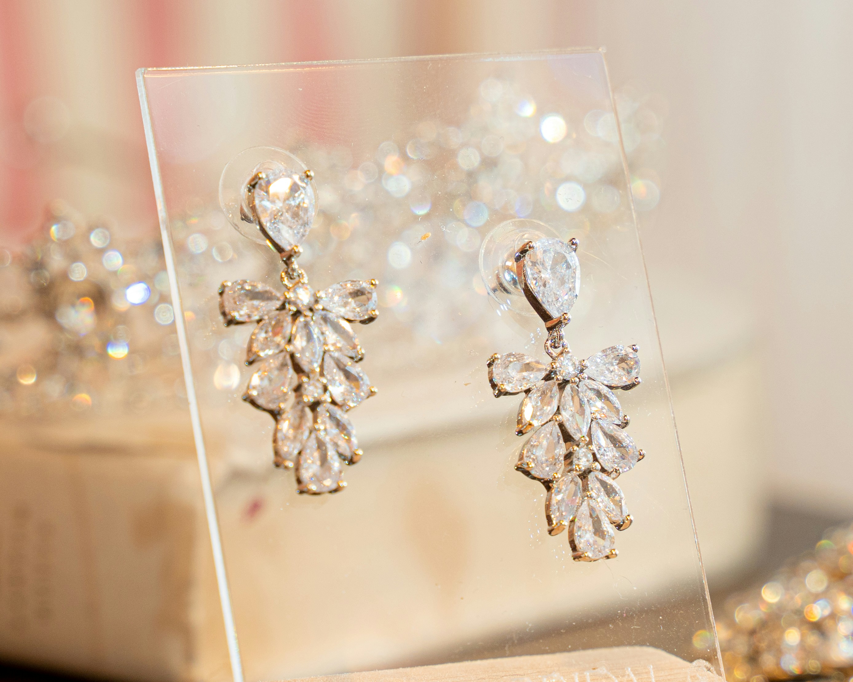 wedding jewelry sparkle, wallpaper, Renting Wedding Jewelry: A Smart & Stylish Choice 1