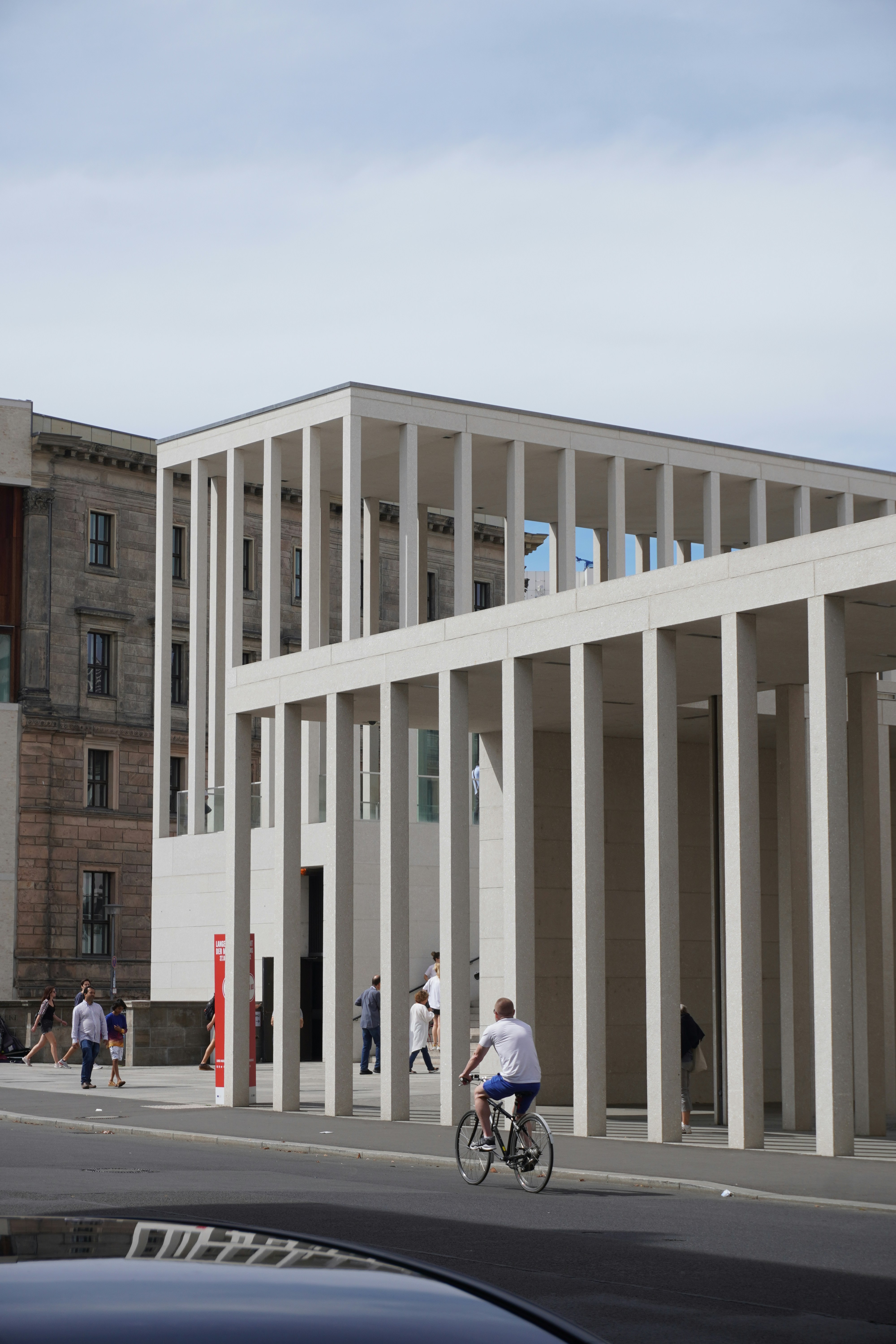 Photo by josephcsoti