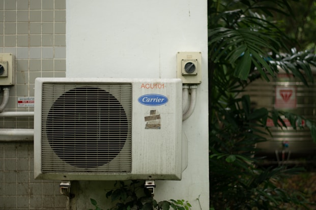 a white box with a vent