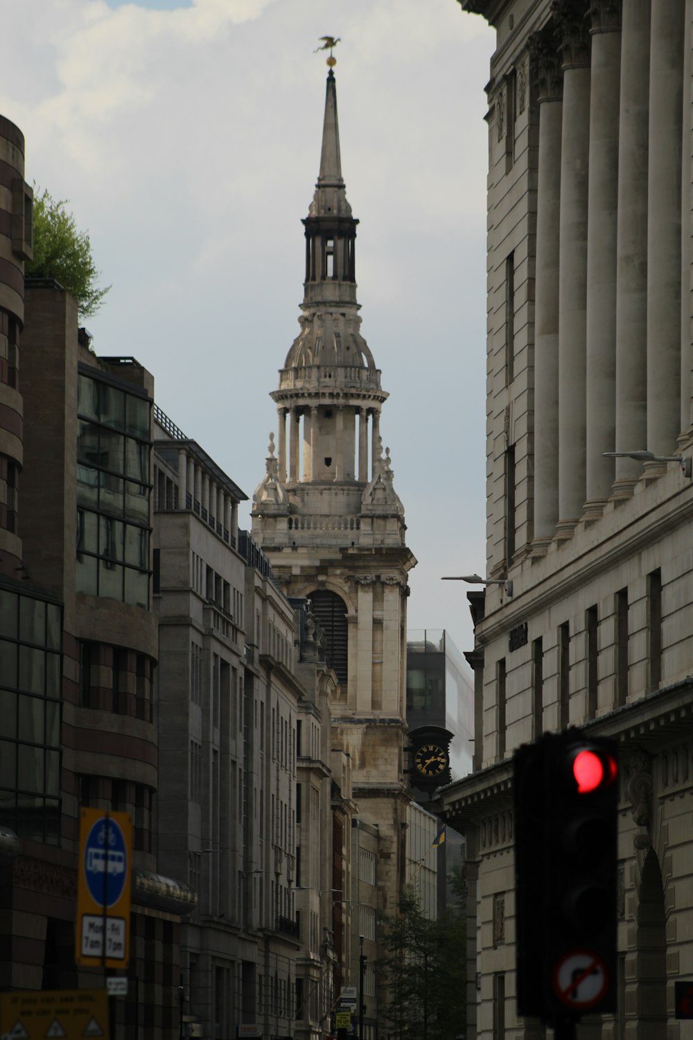 a traffic light in a city