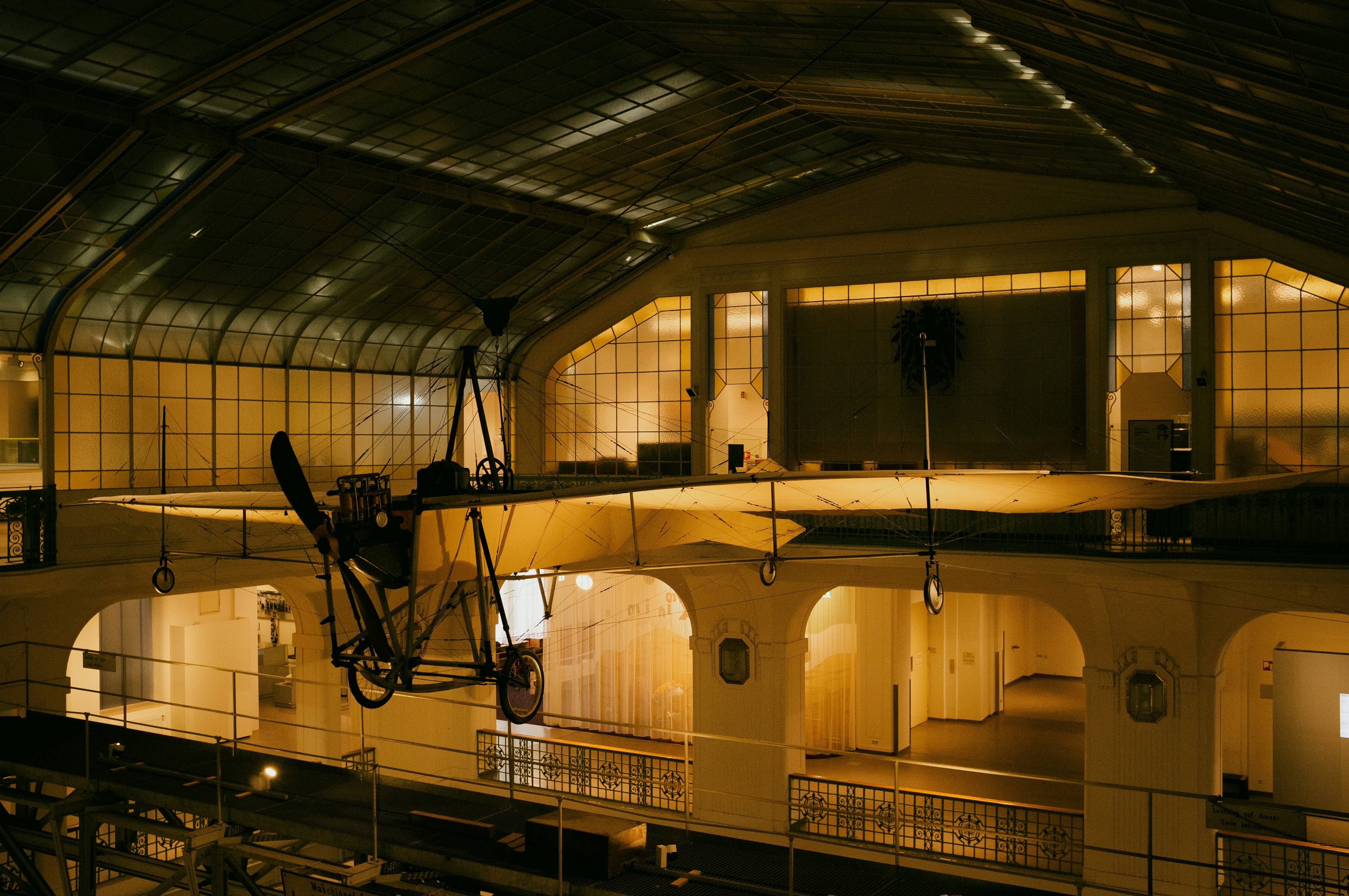 a plane in a museum, 