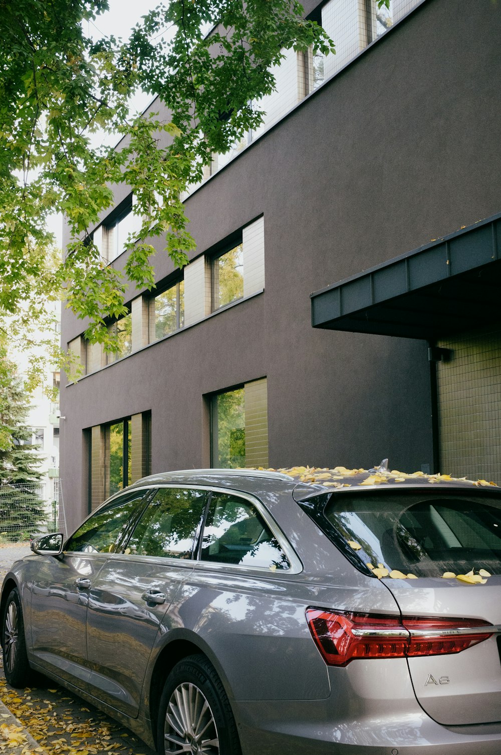 a car parked in front of a building