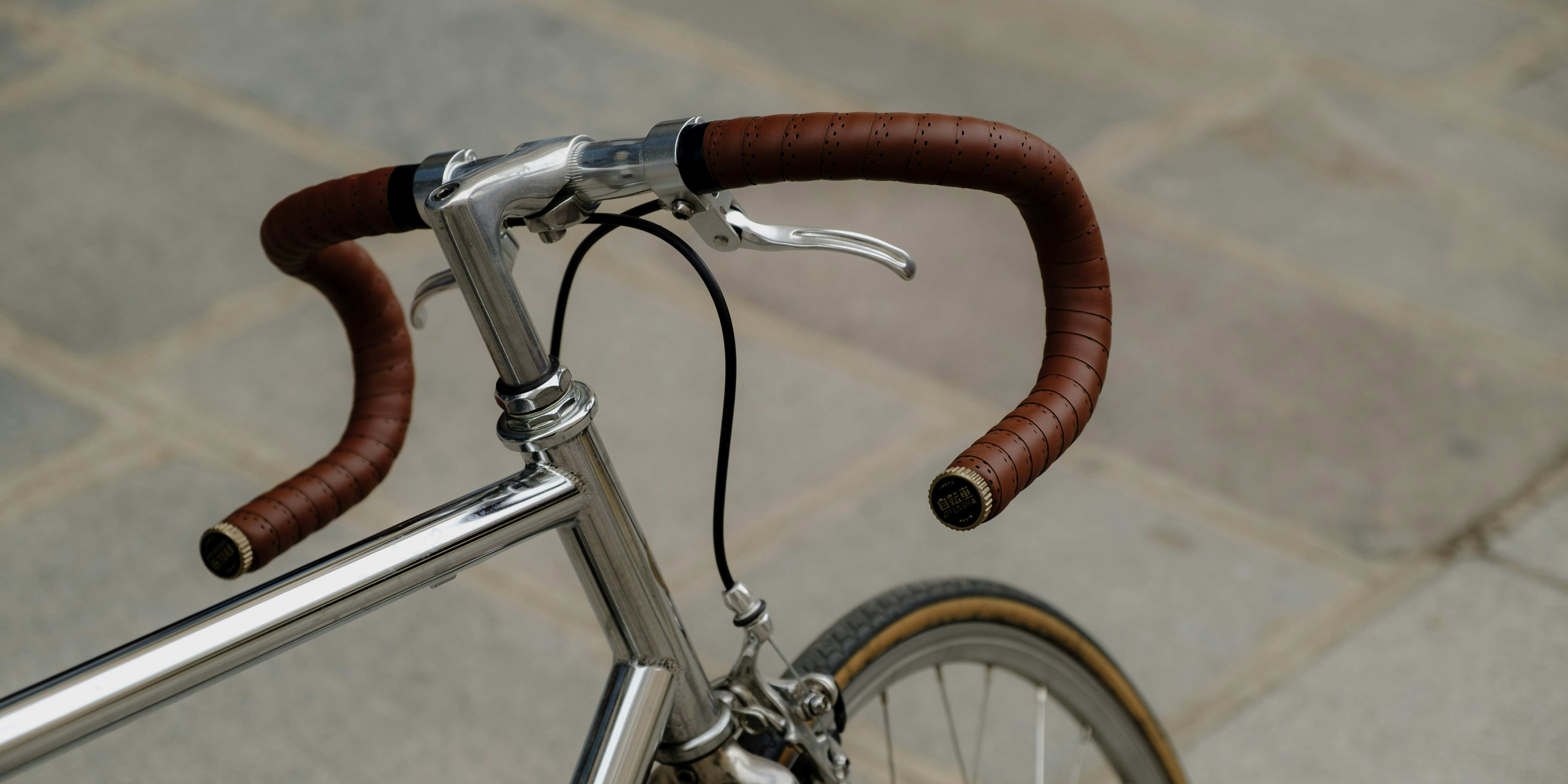 a bicycle with a handlebar