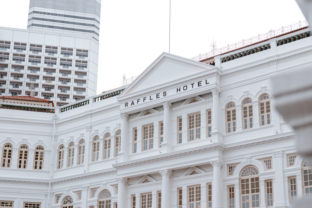 a white building with columns