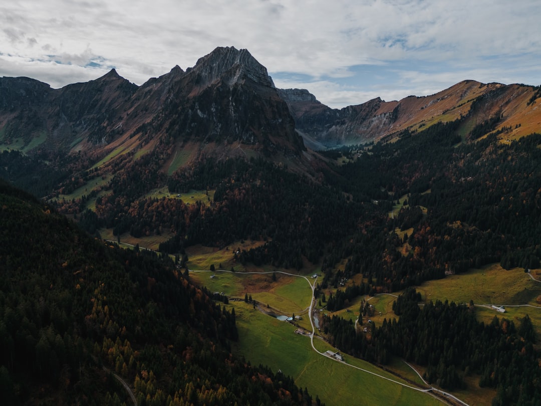 a valley between mountains,