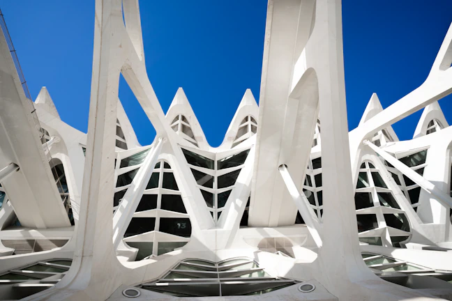 6-Day Valencia Budget Backpacking Itinerary