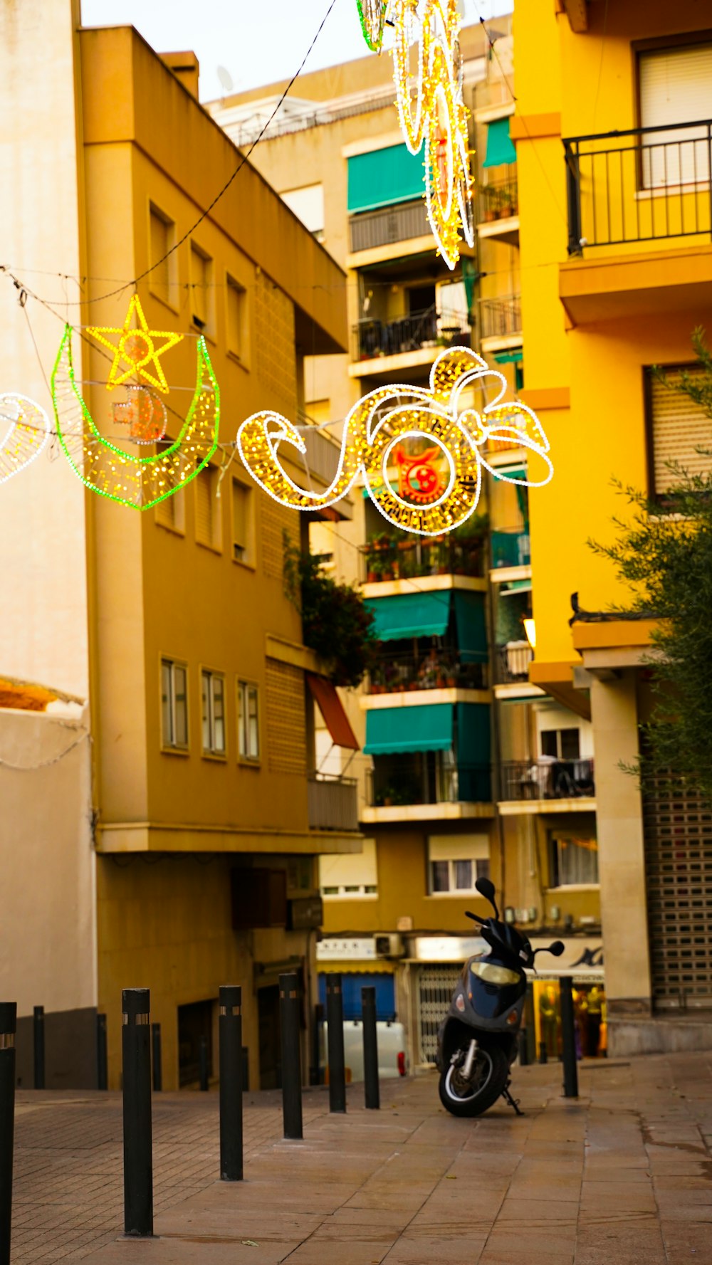 a motorcycle parked in front of a building