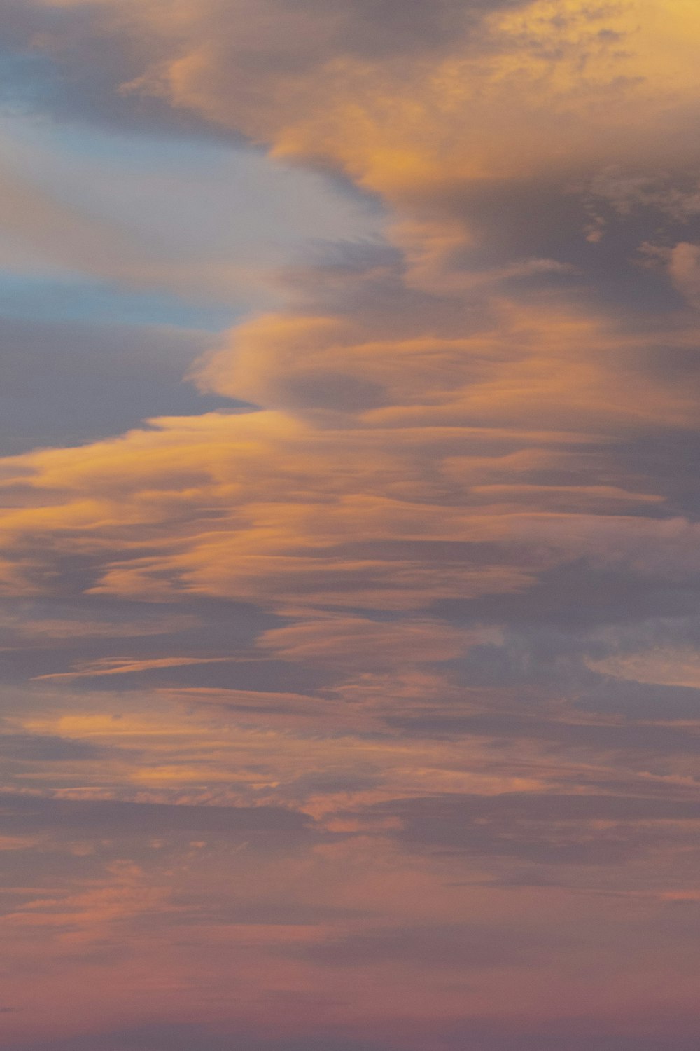 a pink and blue sky