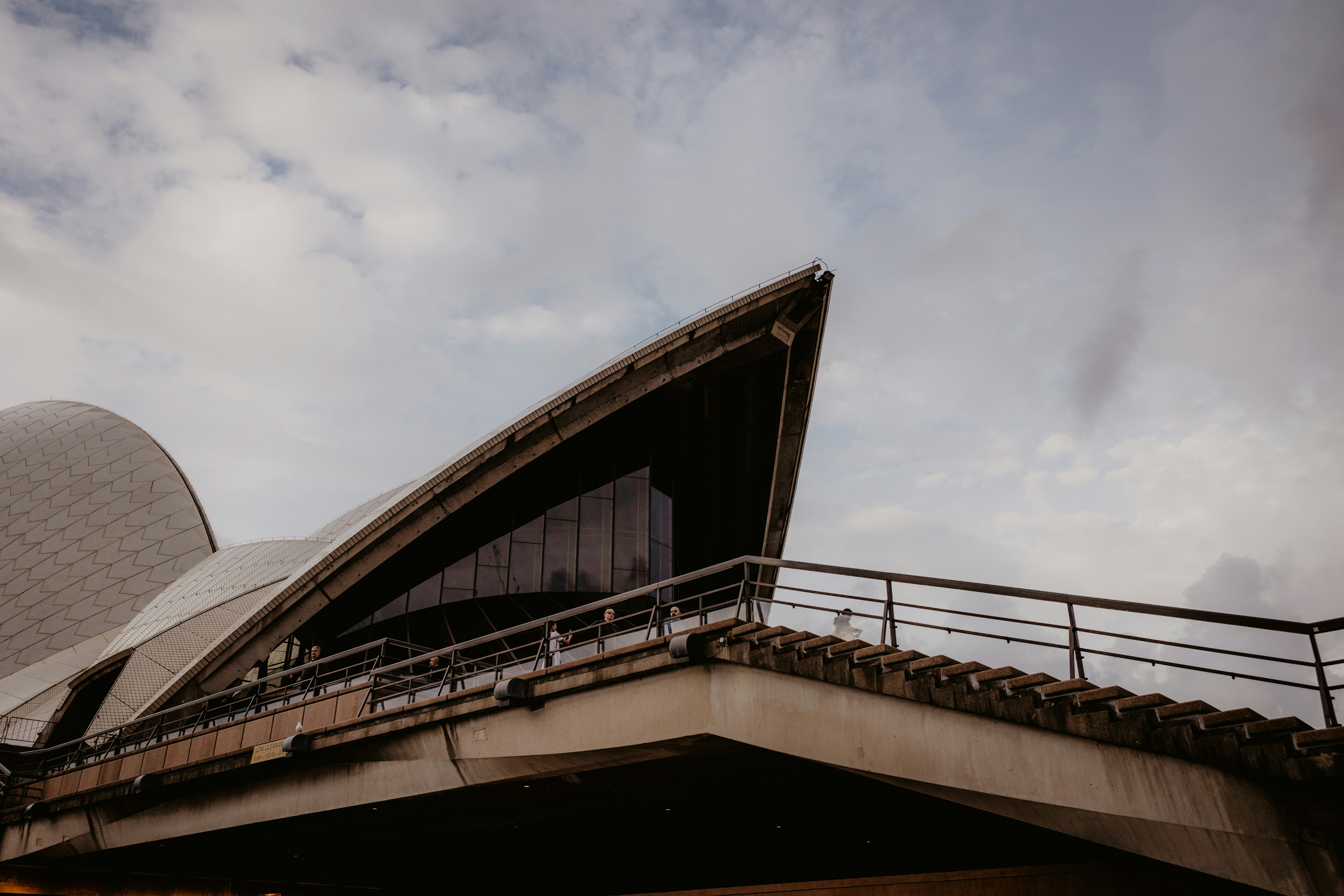 a building with a curved roof, 