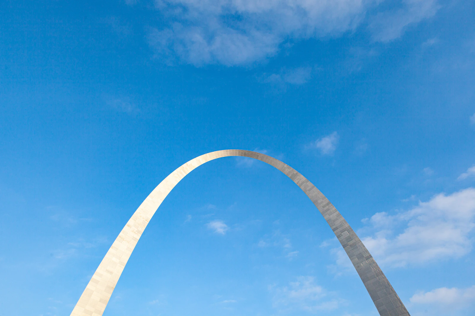 The Ritz-Carlton, St. Louis Reopens Its Historic Ballroom for Its 35th Anniversary