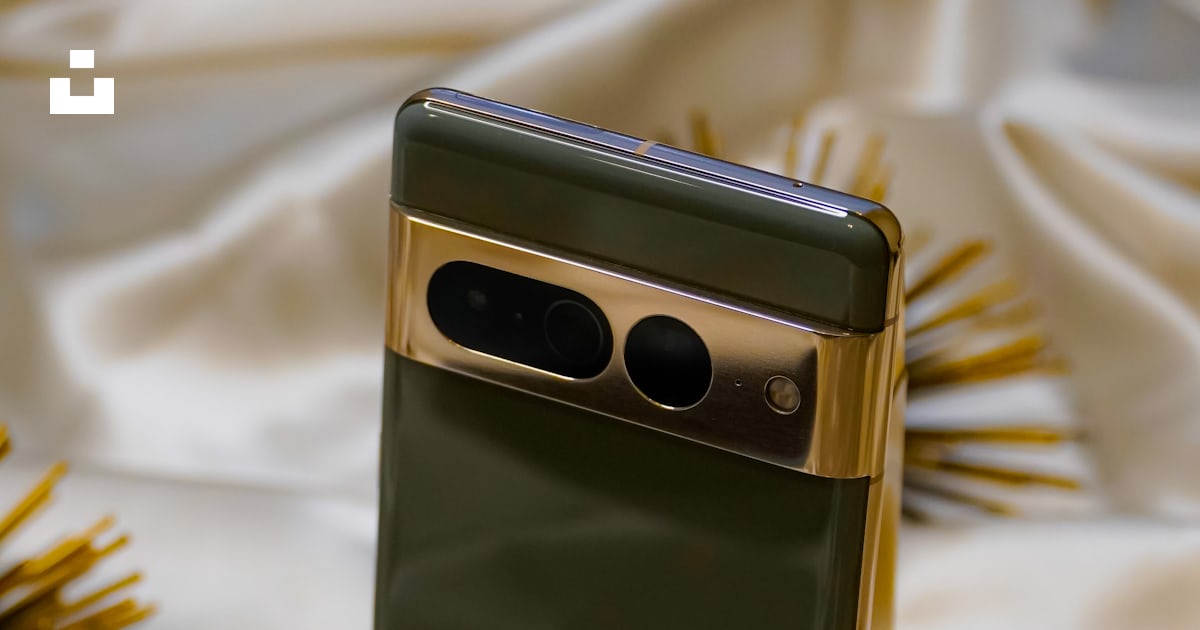 A black rectangular device photo – Free Cell phone Image on Unsplash