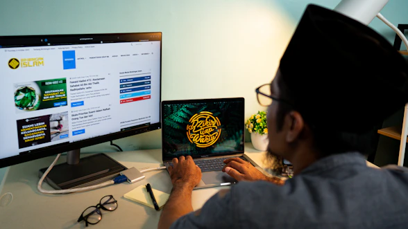 a man using a laptop