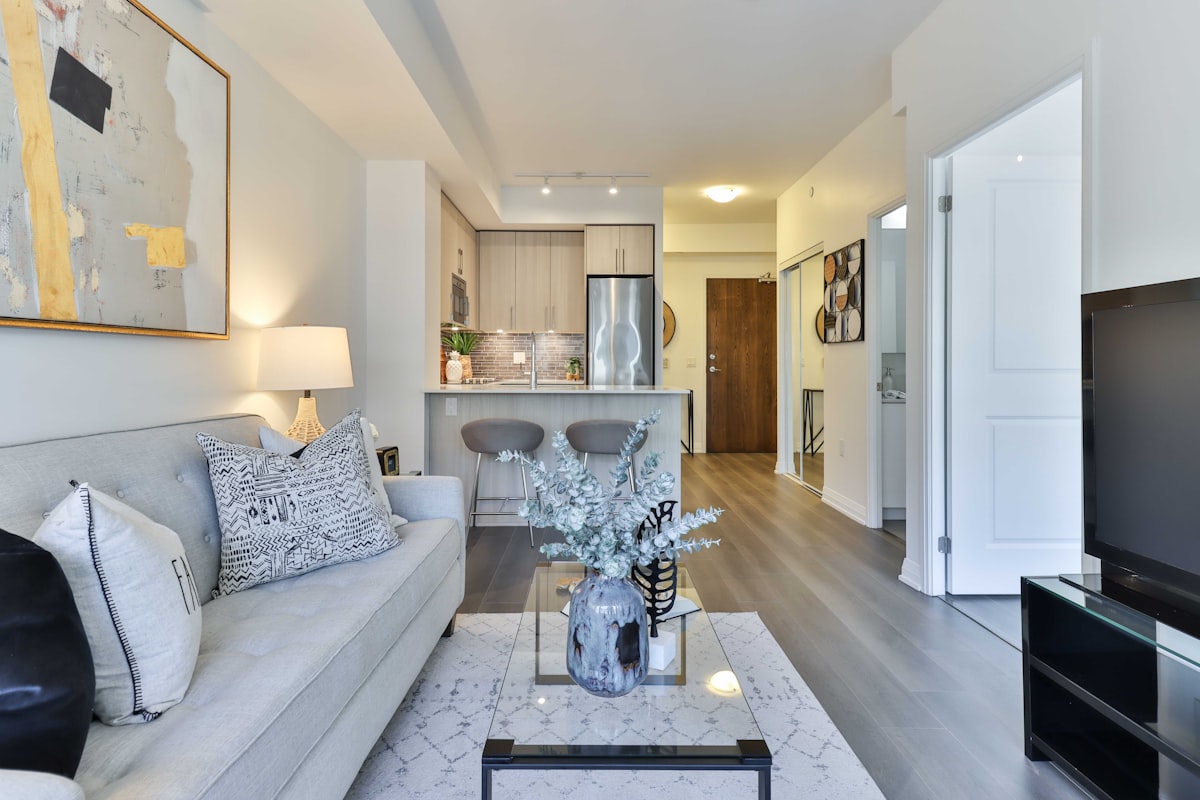 Bright Apartment in the Glebe Ottawa