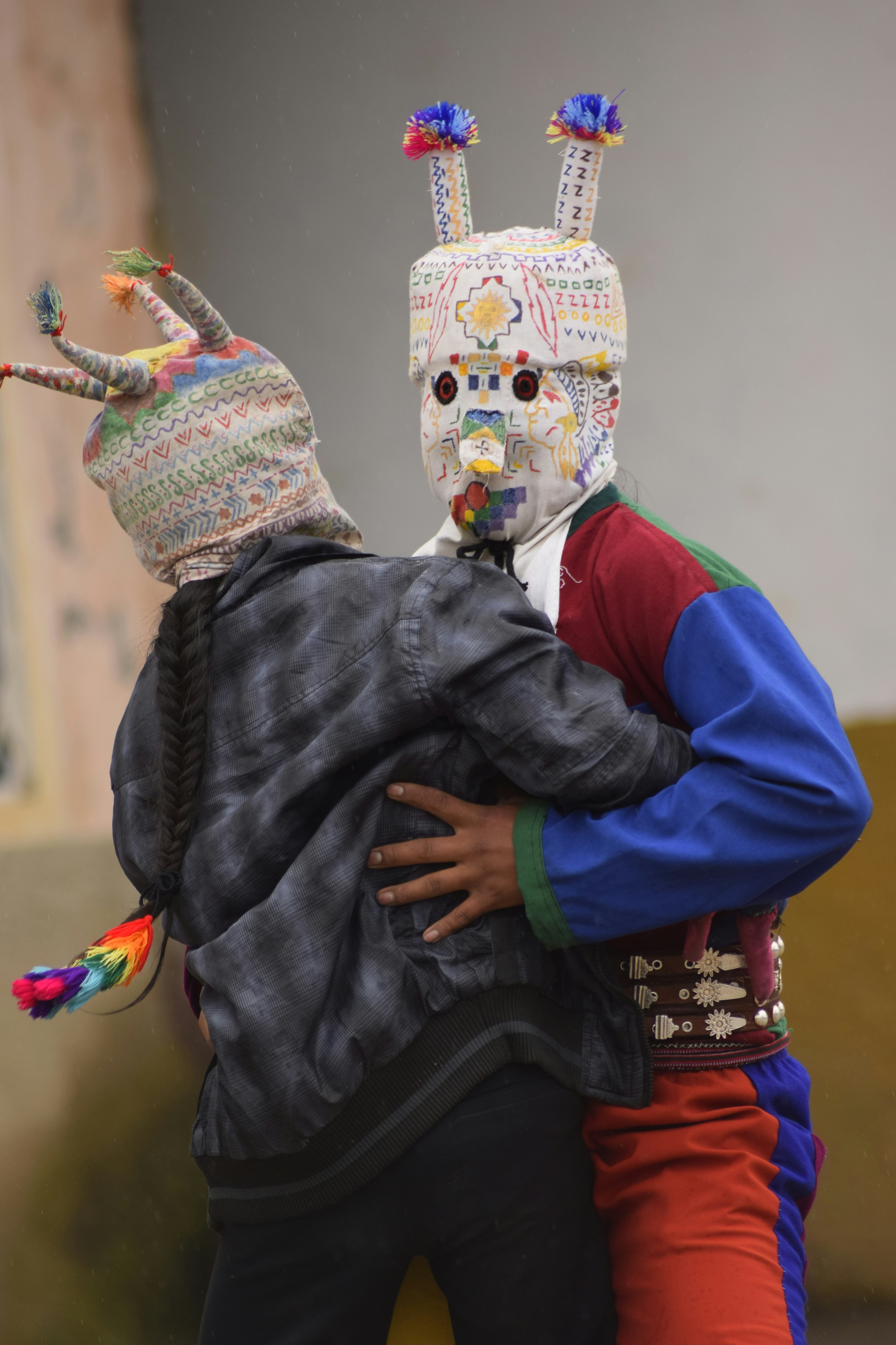 "ונהפוך הוא": ארכיטיפ הטריקסטר והליצן בתאטרון, בקרקס 