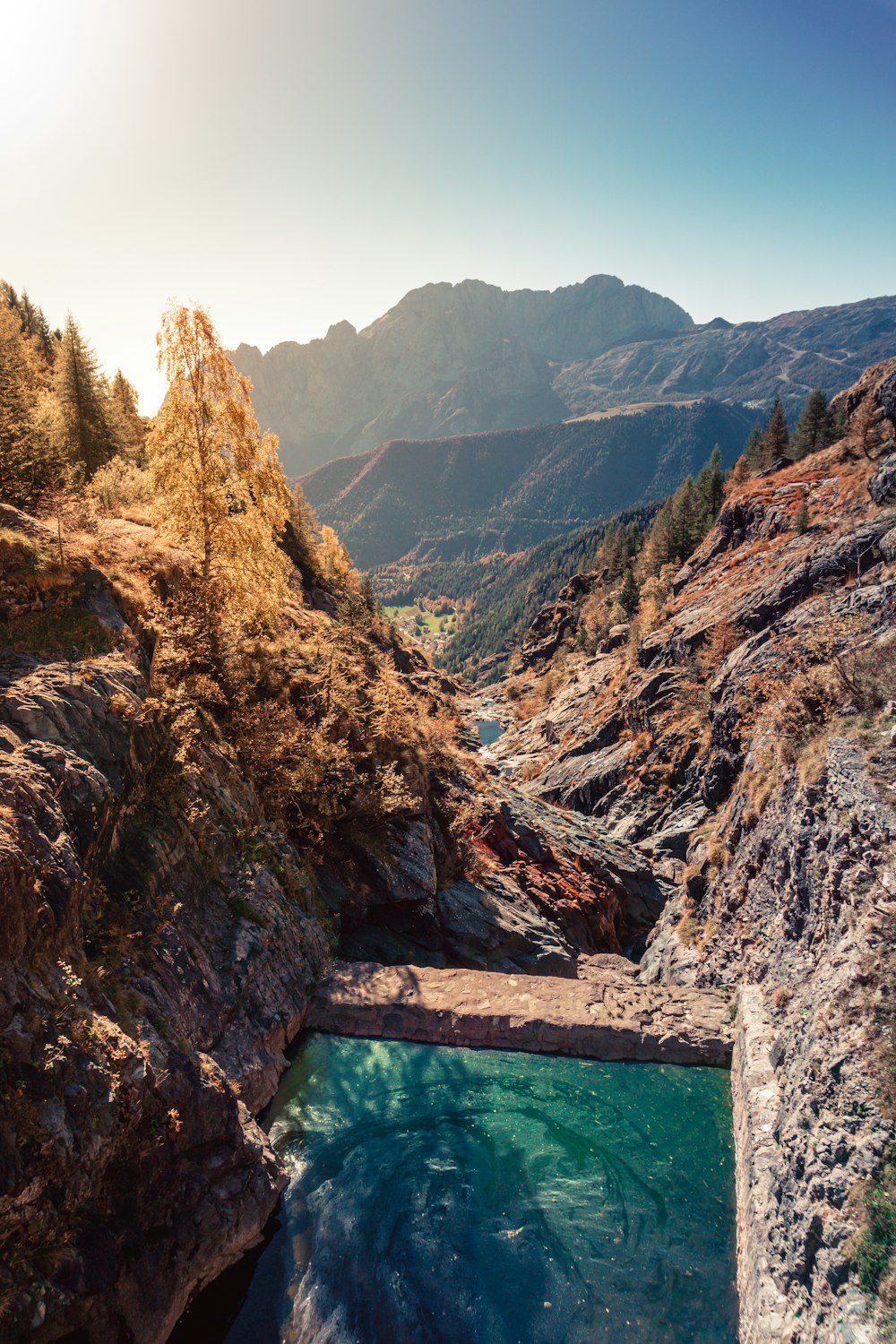 a river running through a canyon