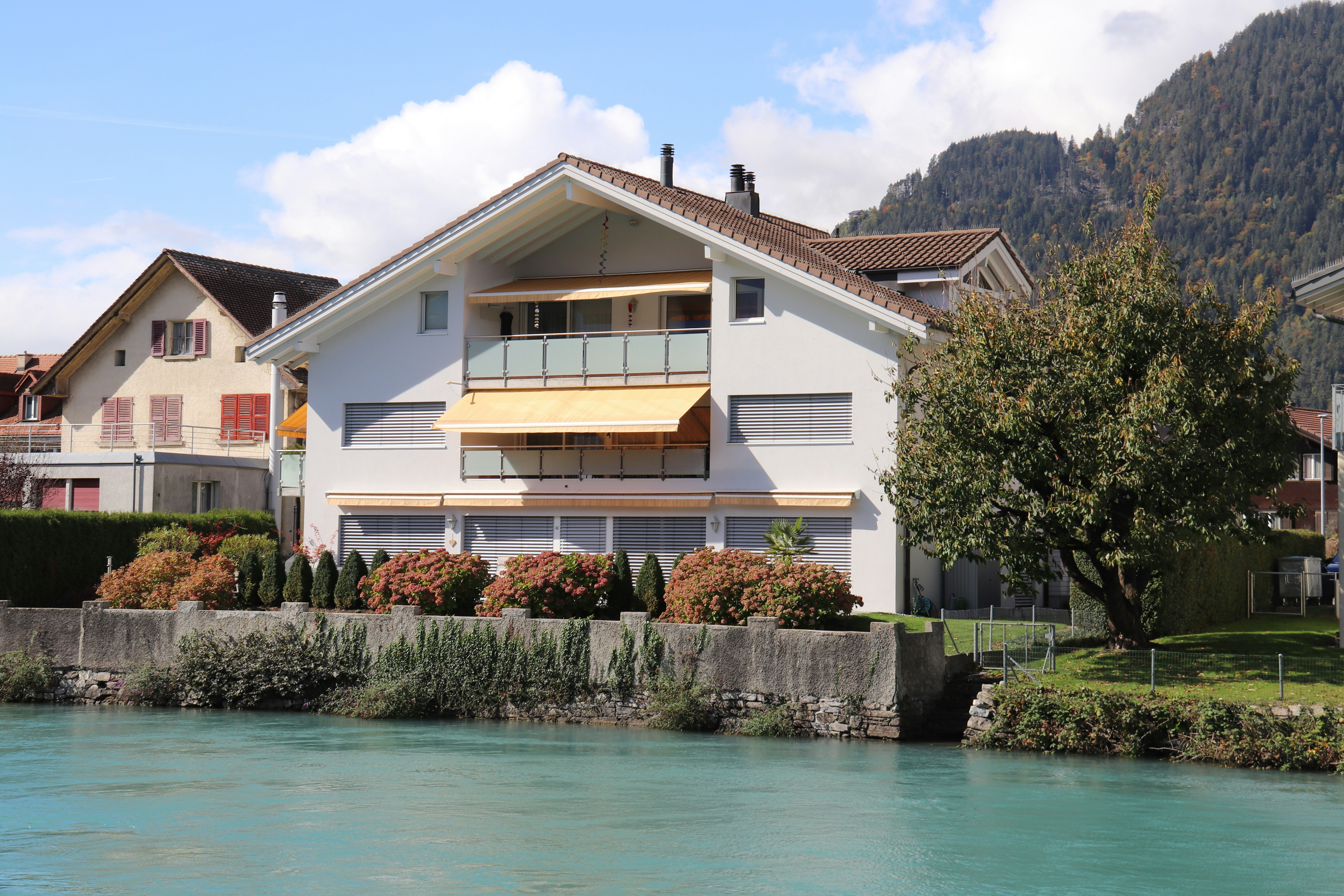 Vente aux enchères immobilières en Suisse: guide complet