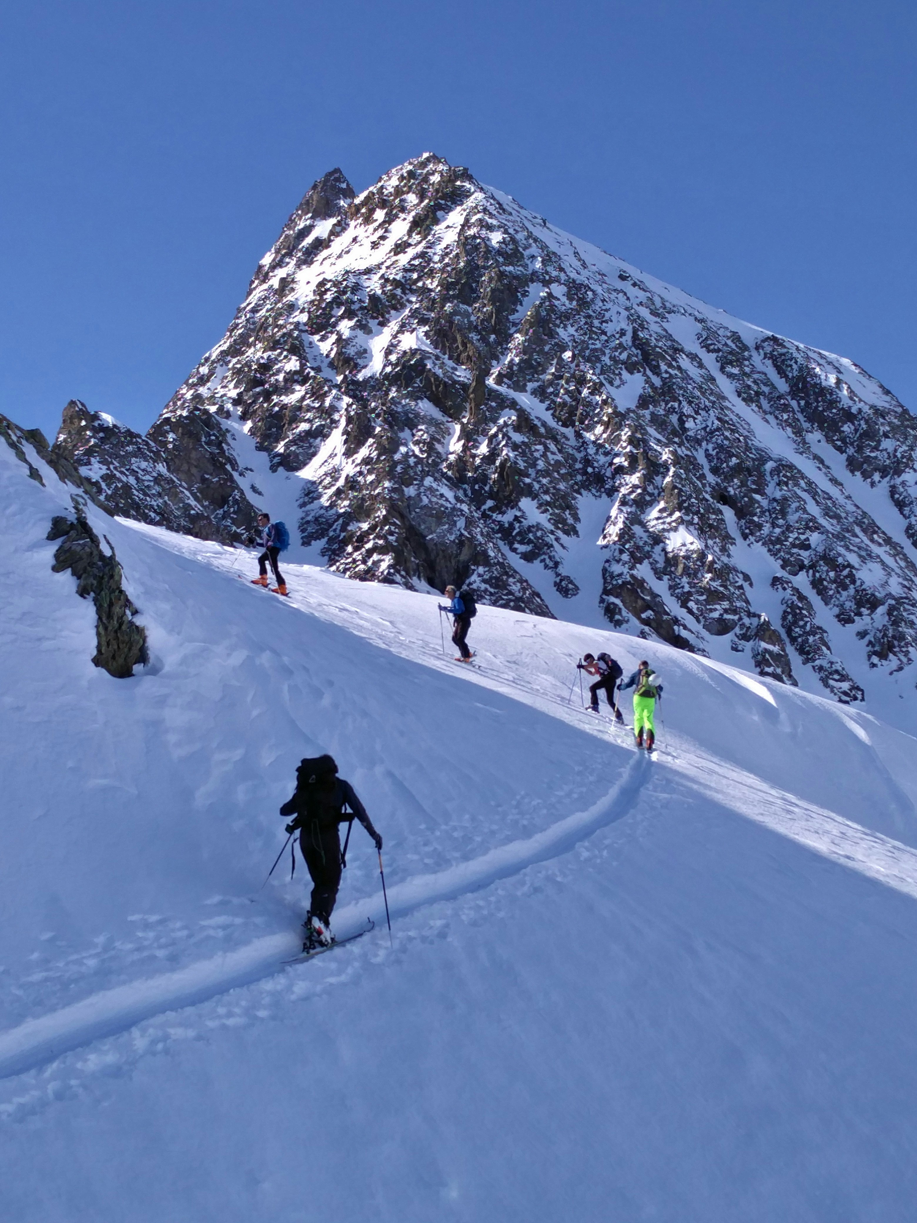 Photo by madmartigand