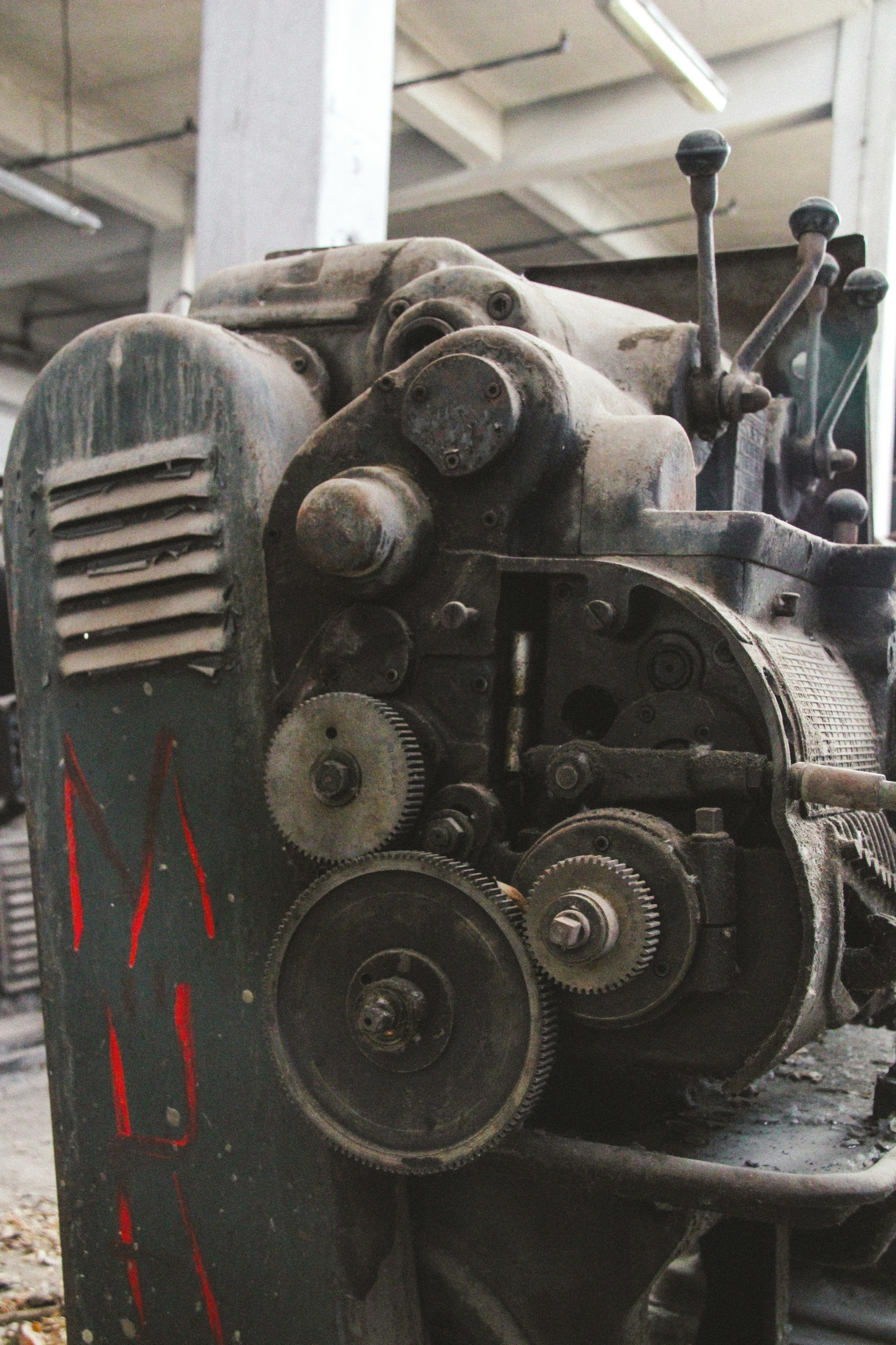 week 34 / 2025: the machine stops