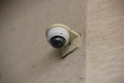 a white door knob on a wall
