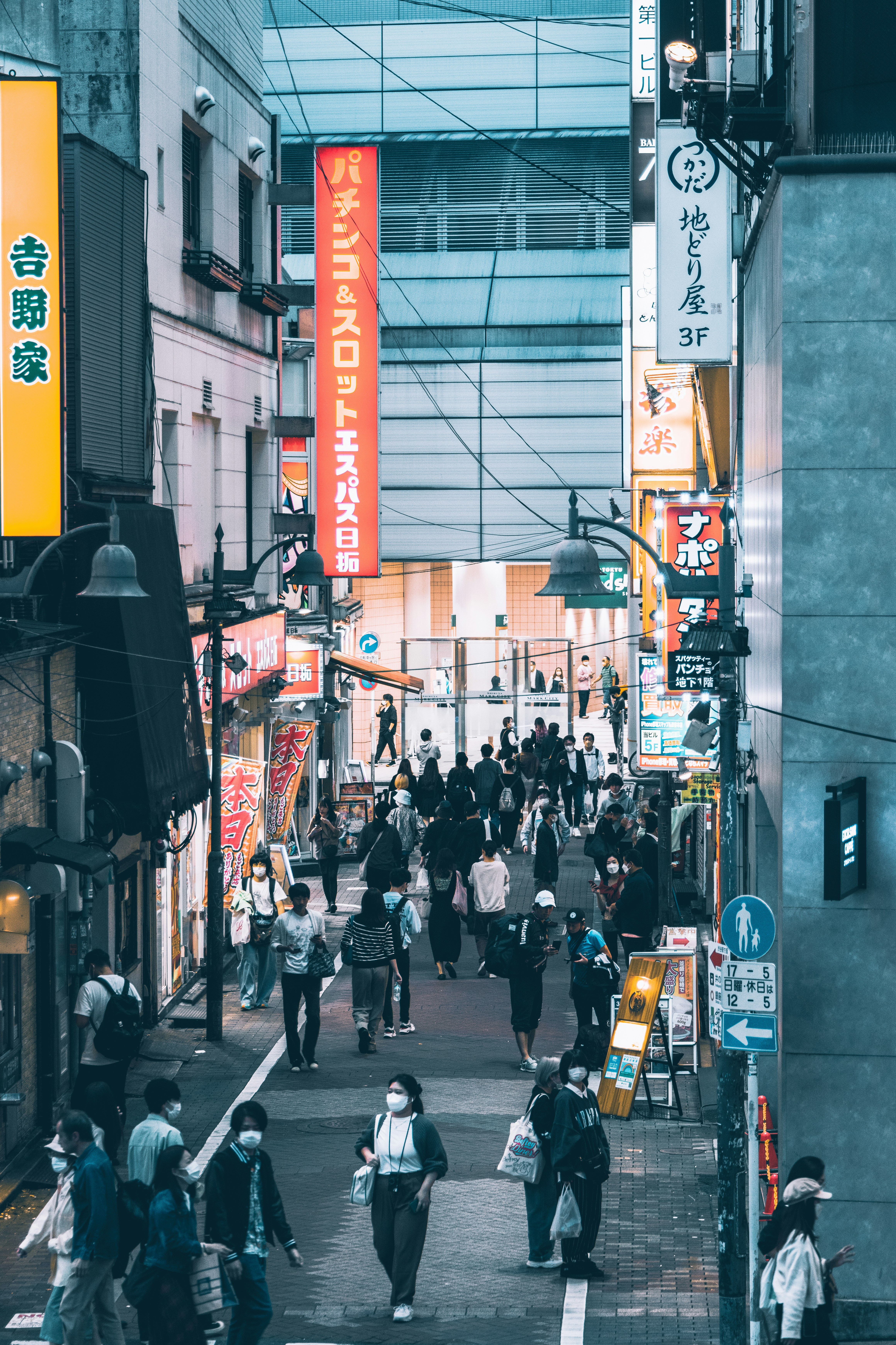 Photo by hiroyukisenn