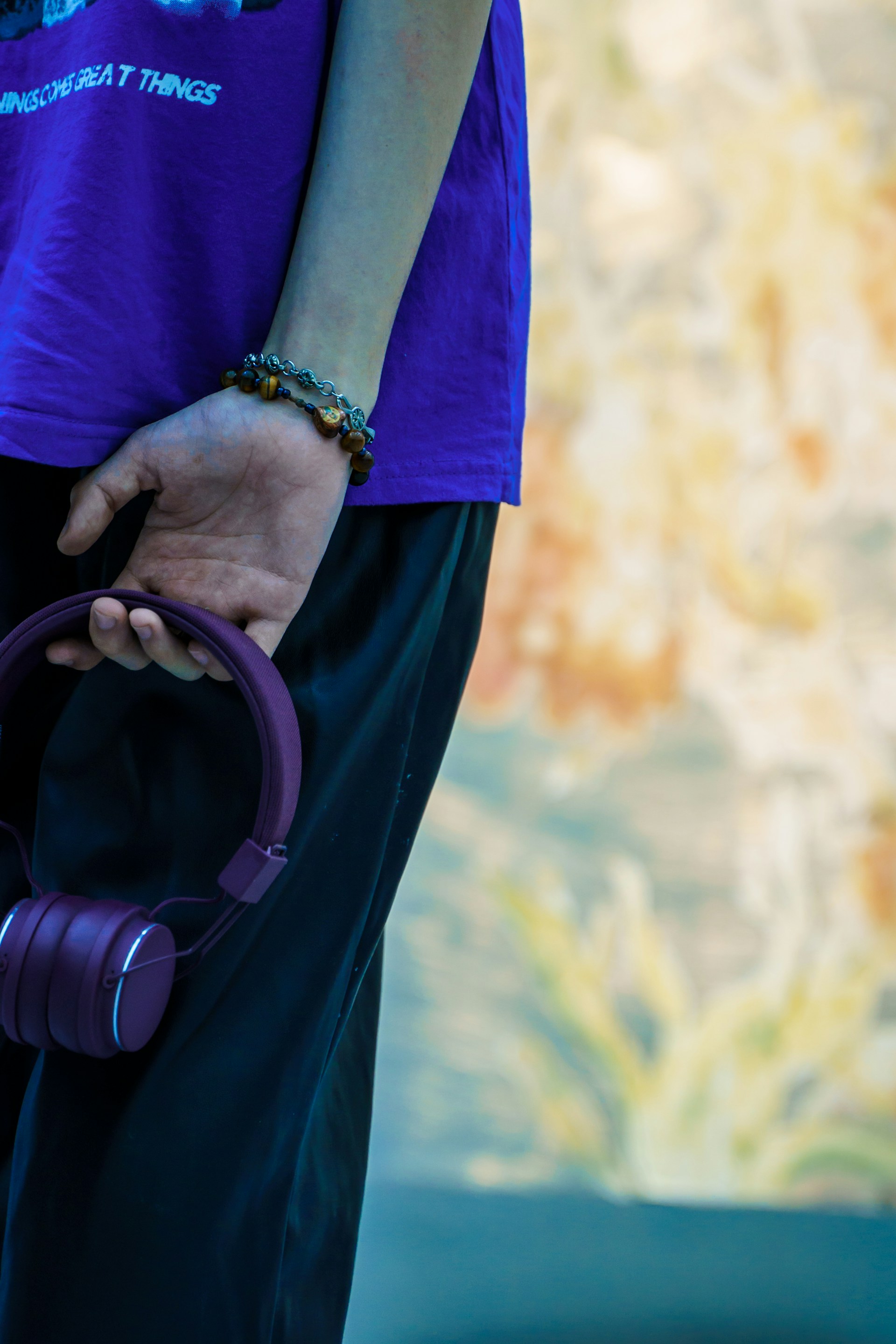 gray computer monitor