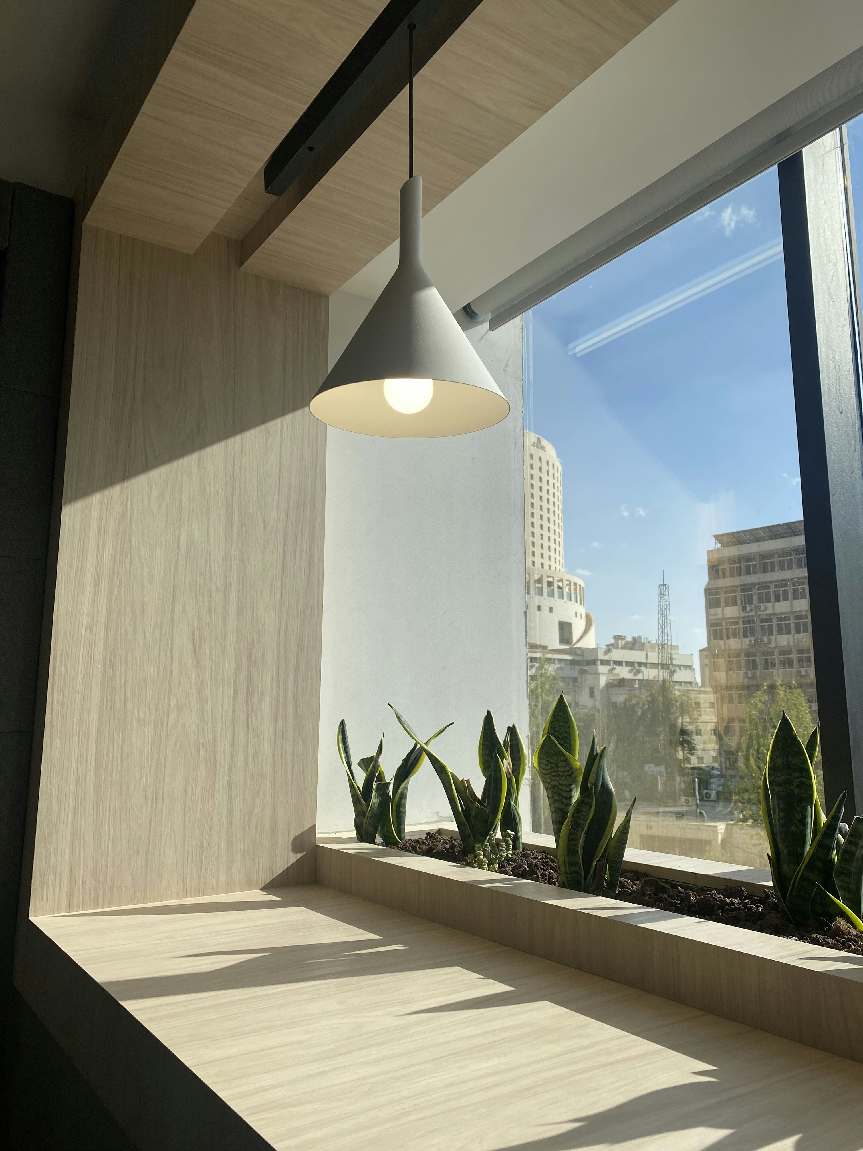 una luce da un soffitto