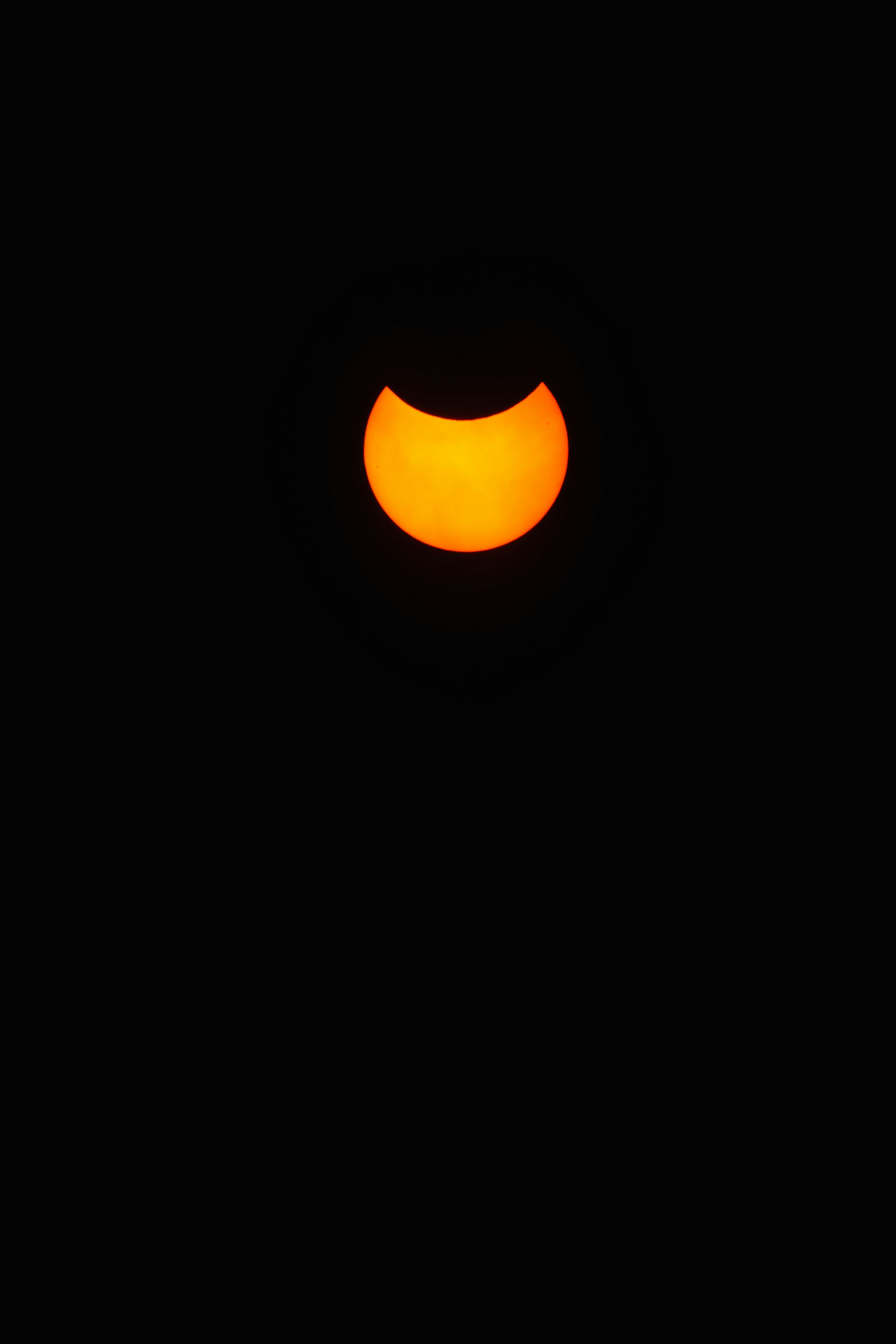 A red moon in the sky photo – Free Gdynia Image on Unsplash