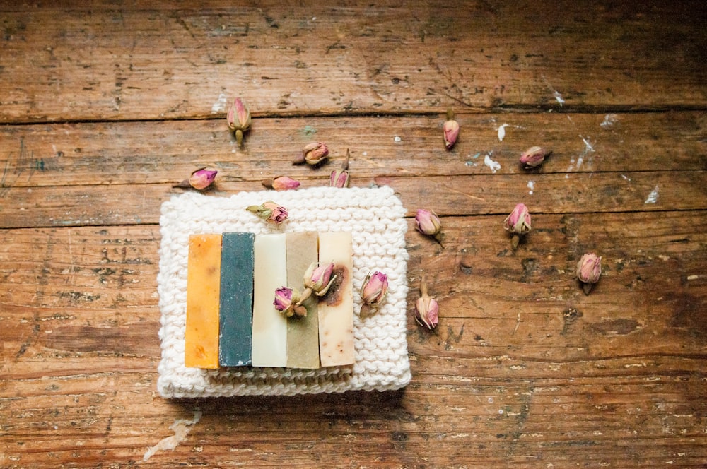 a cake with frosting and flowers