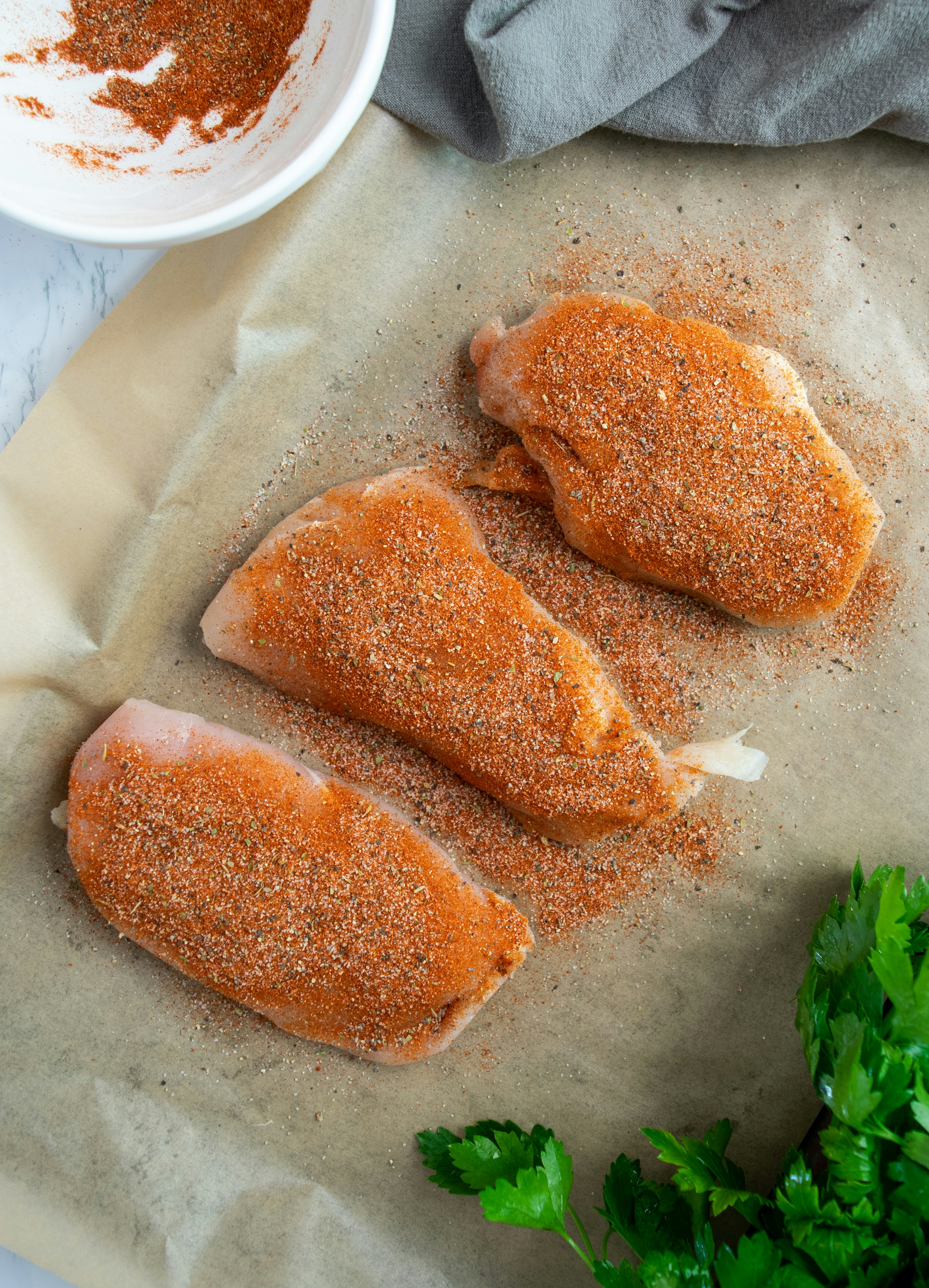 photo-1666819478328-f79eb9c24bc8?ixid=M3wxMjA3fDB8MXxzZWFyY2h8MTR8fGNyb2NrcG90JTIwY2hpY2tlbiUyMGJyZWFzdHMlMjByZWNpcGVzfGVufDB8fHx8MTc2NjAyMjc0OXww\u0026ixlib=rb-4.1.0