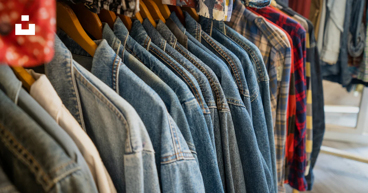 Plns Ropa Un par de jeans foto – Imagen de Ropa gratuita en Unsplash