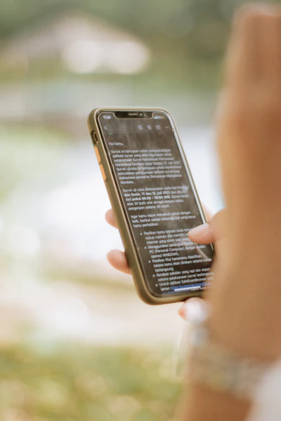a person holding a cell phone