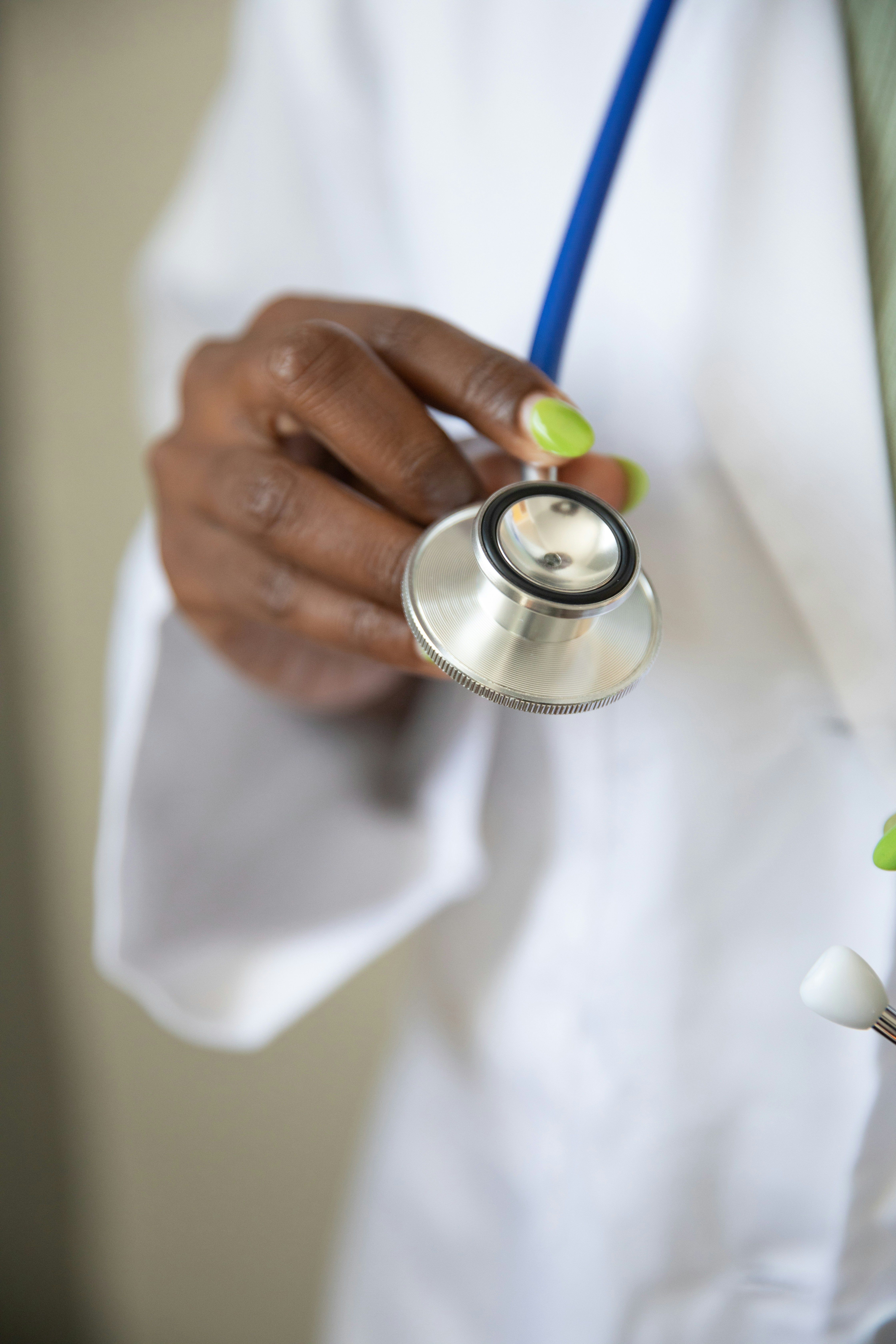 Understanding Brain Helpers: Glial Cells in Huntington's Disease