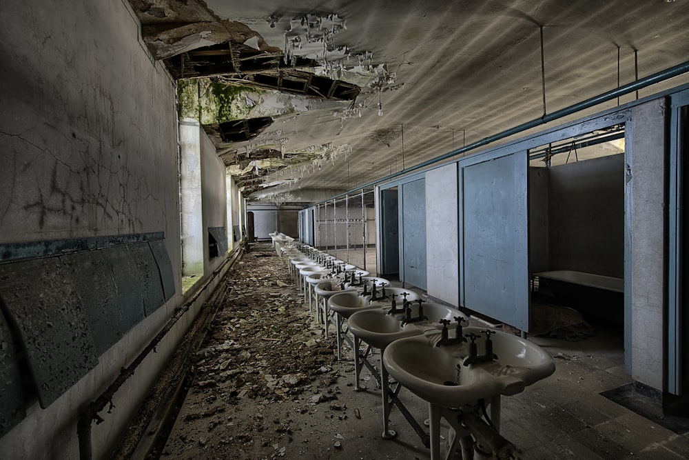 a bathroom with sinks and a toilet